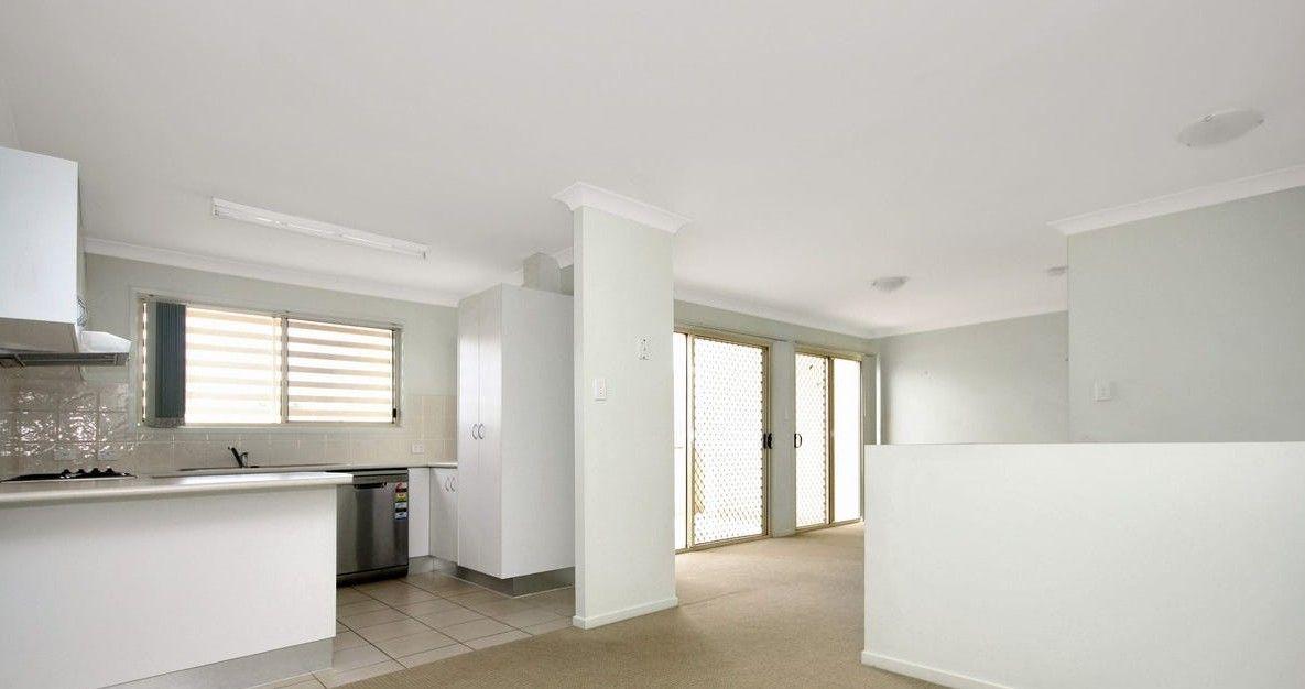 Modern Townhouse in Prime Redcliffe Location