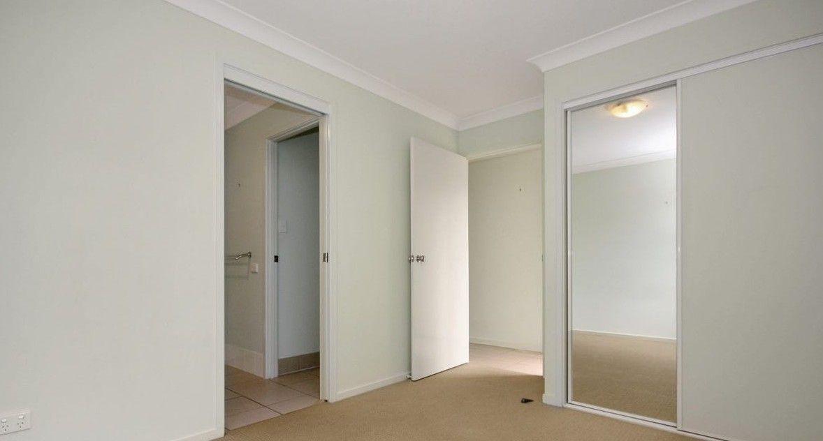 Modern Townhouse in Prime Redcliffe Location