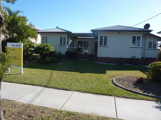 Prop-GPT: House: QLD Sunnybank, QLD 4109 Home For Rent