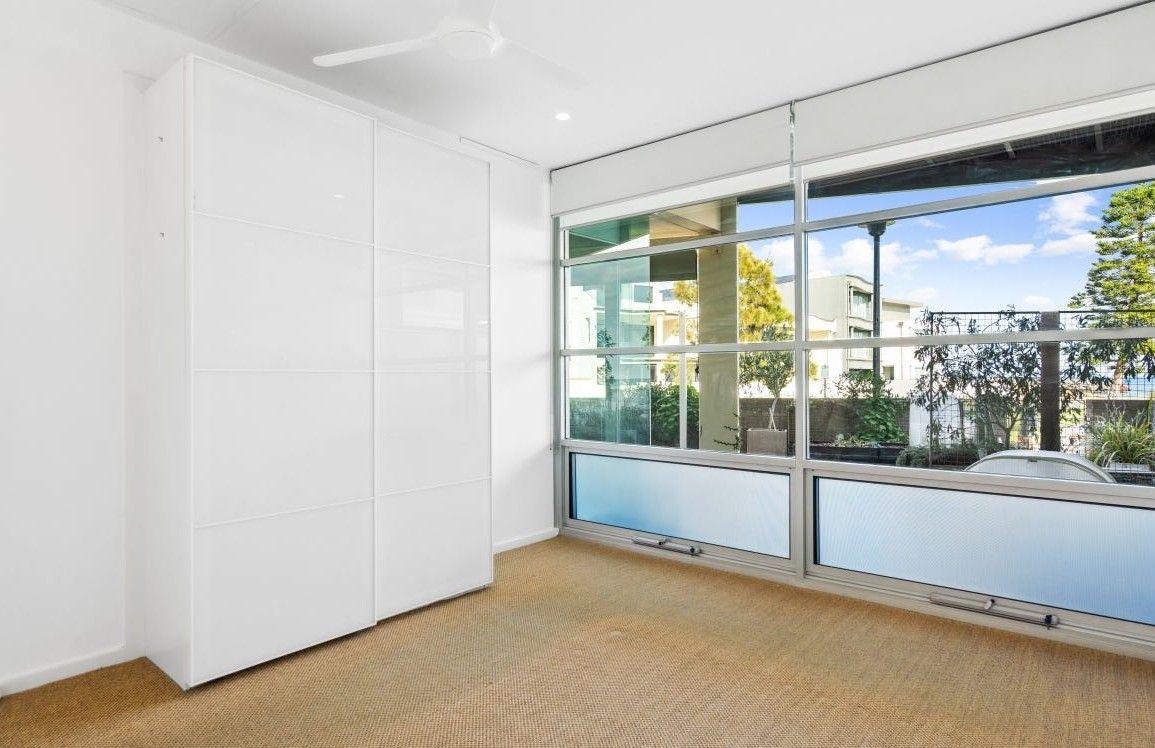 3/1 North Esplanade, GLENELG NORTH, SA 5045 - Apartment for Rent - harcourts.net