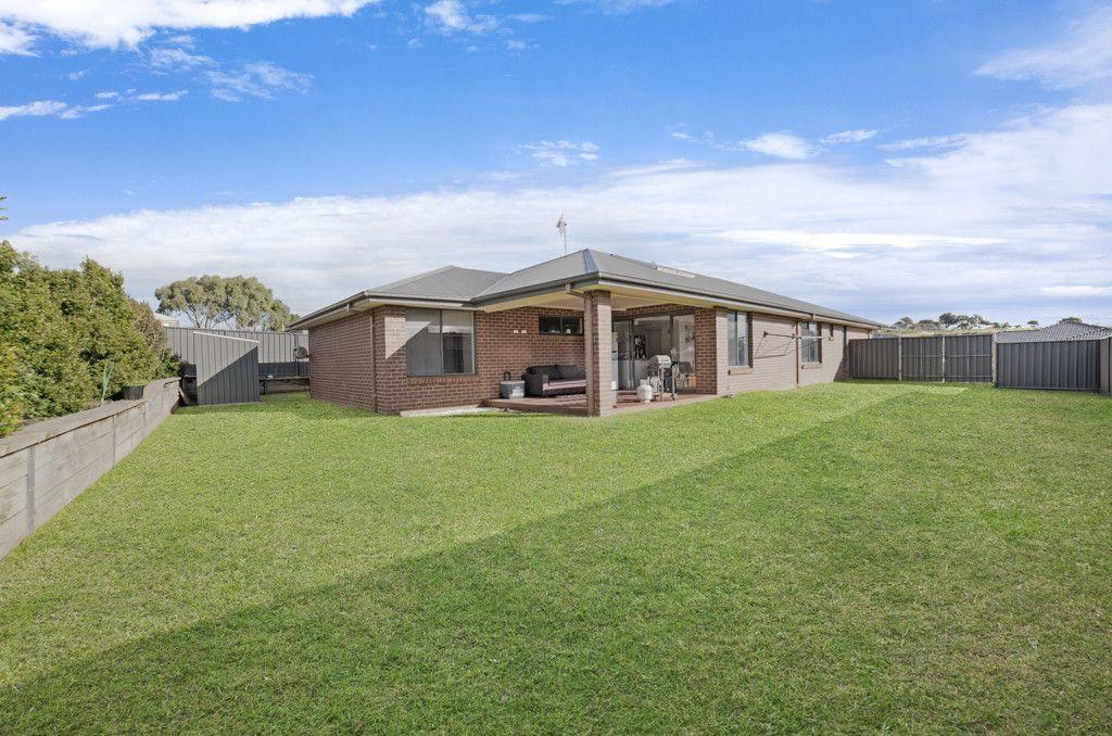 Modern Family Home in a Sought-After Location