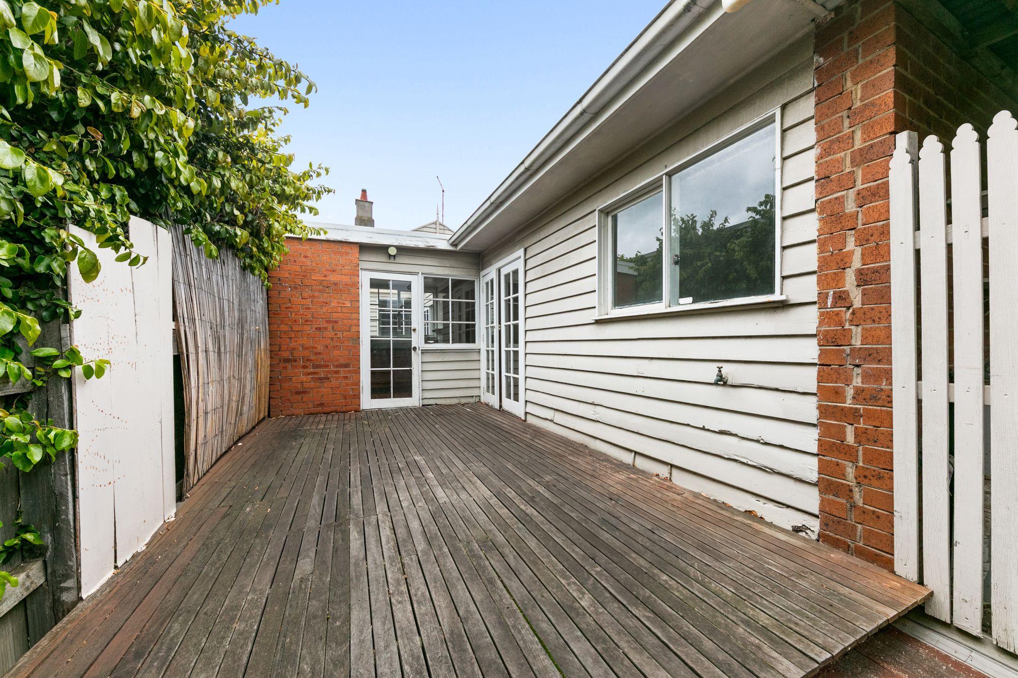 Charming 2-Bedroom Home in Williamstown