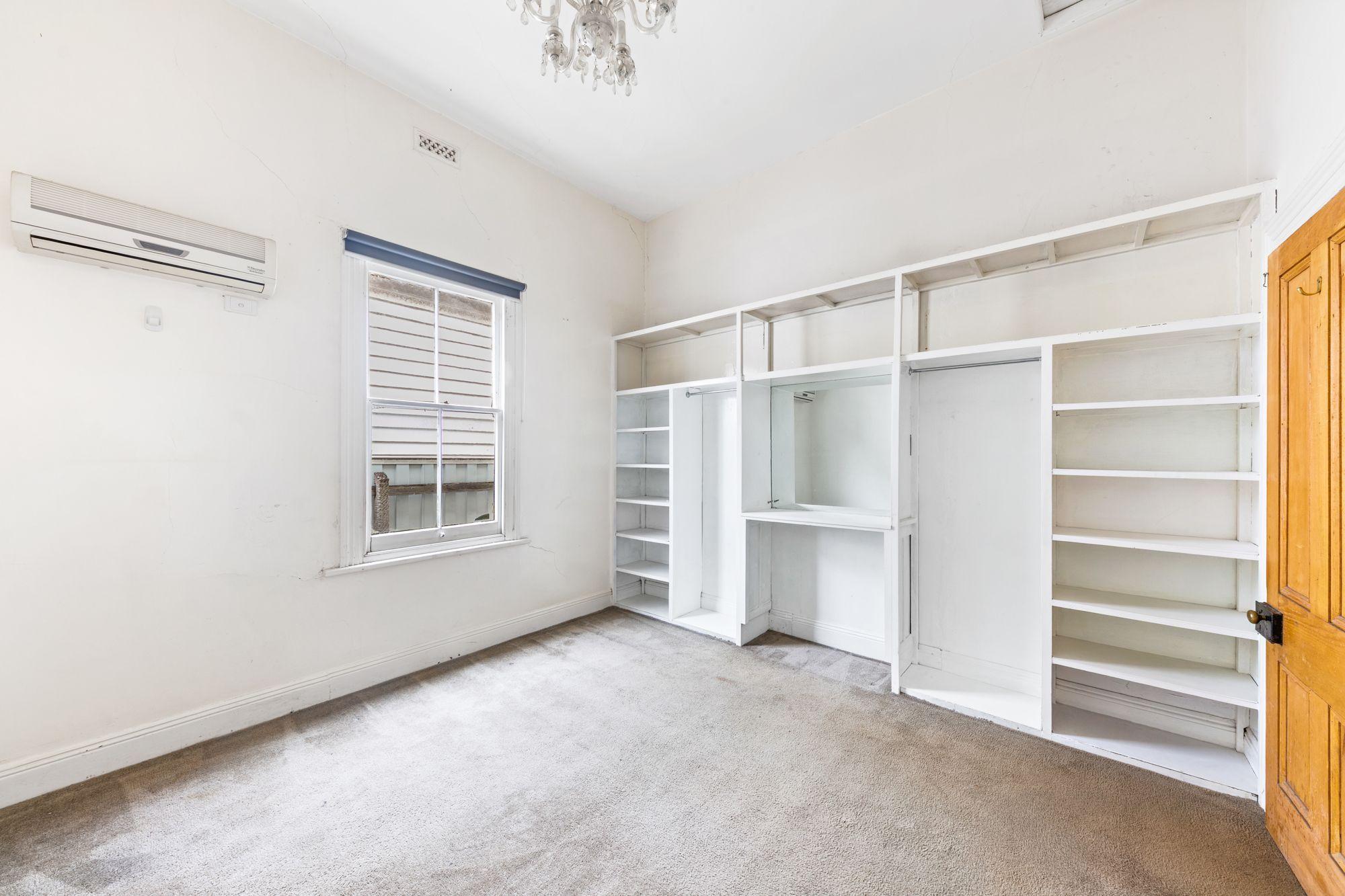 Charming 2-Bedroom Home in Williamstown