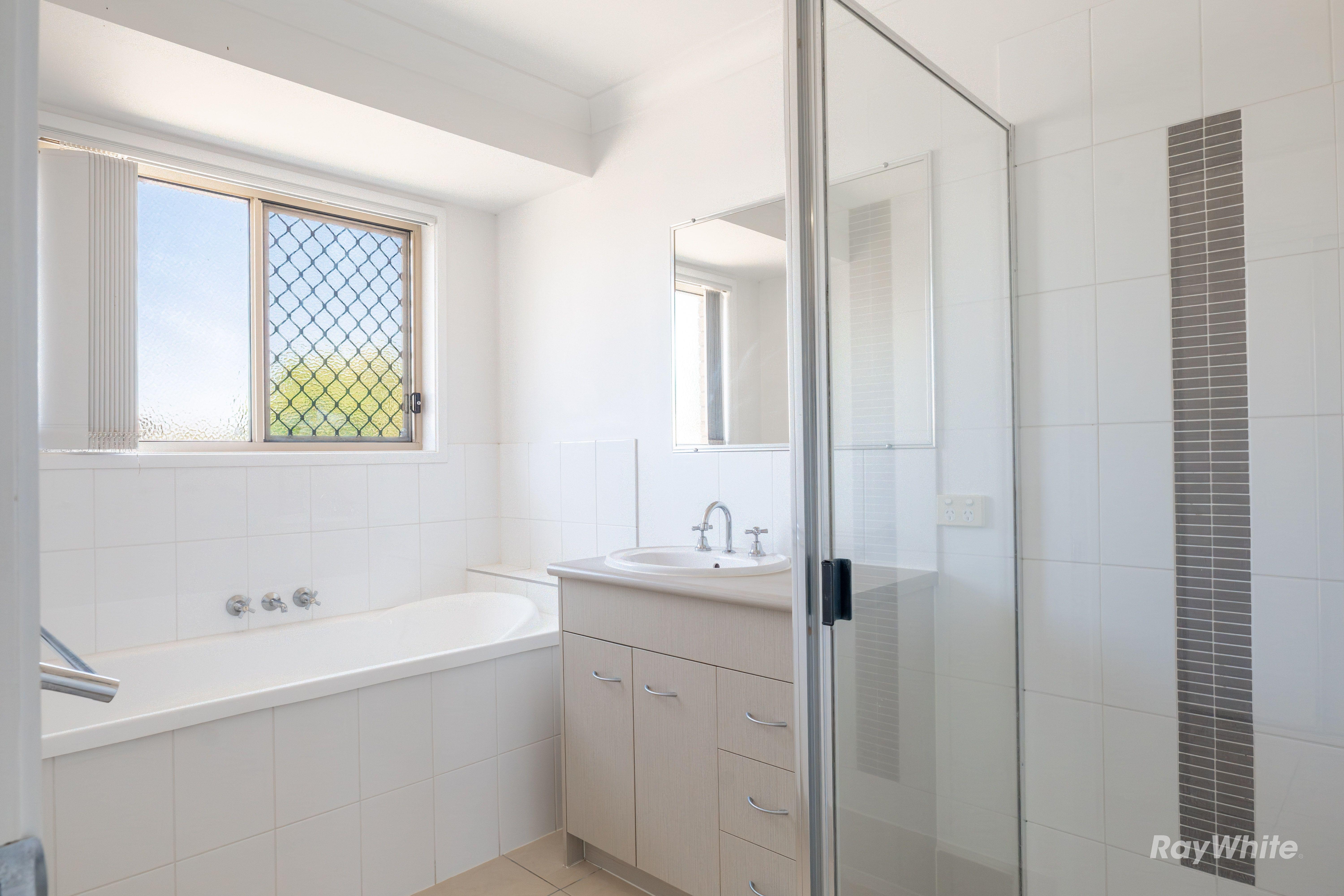 Beautiful Family Home located in kalkie