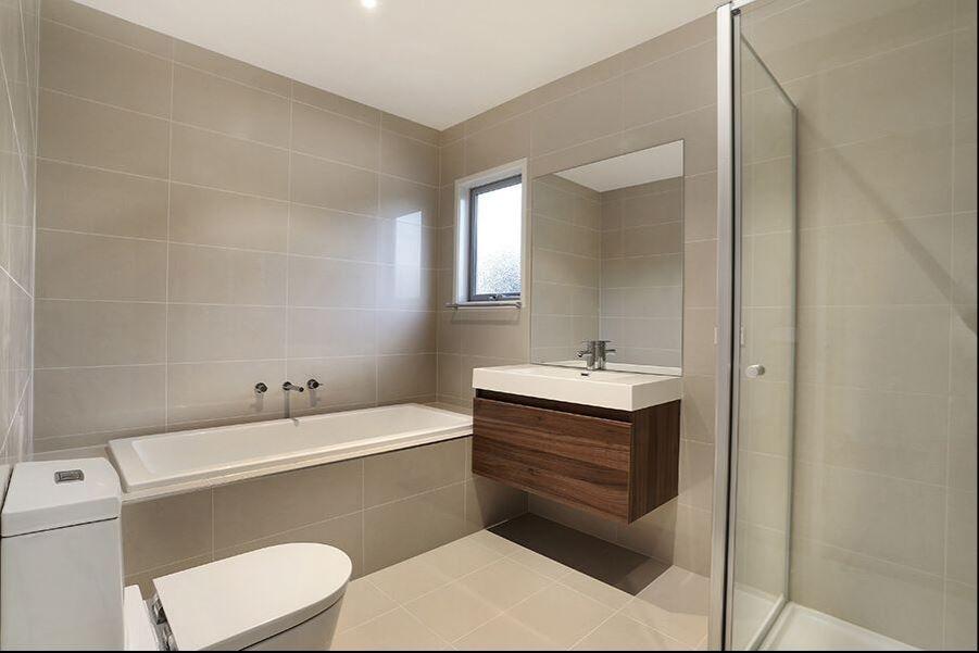 STUNNING THREE BEDROOM HOME