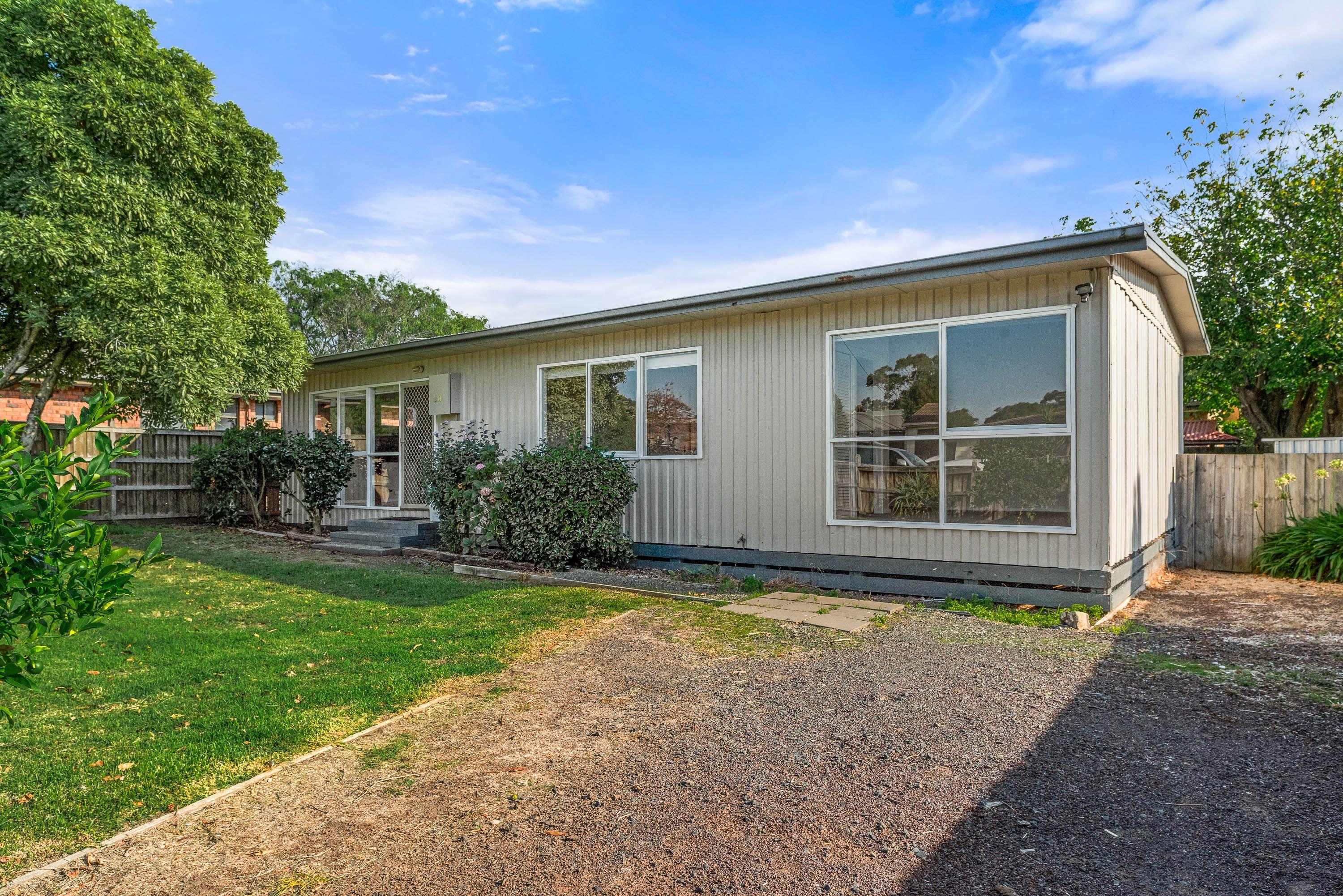 Prop-GPT: House: VIC Cowes, VIC 3922 Home For Rent