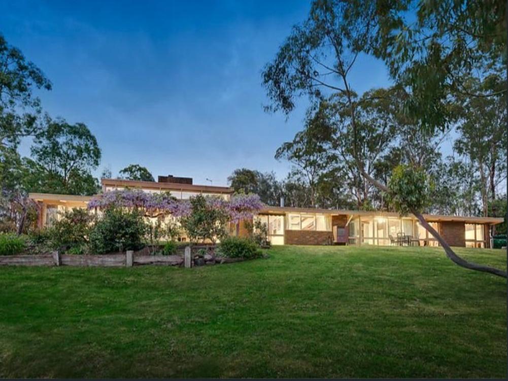 Prop-GPT: House: VIC Wonga Park, VIC 3115 Home For Rent