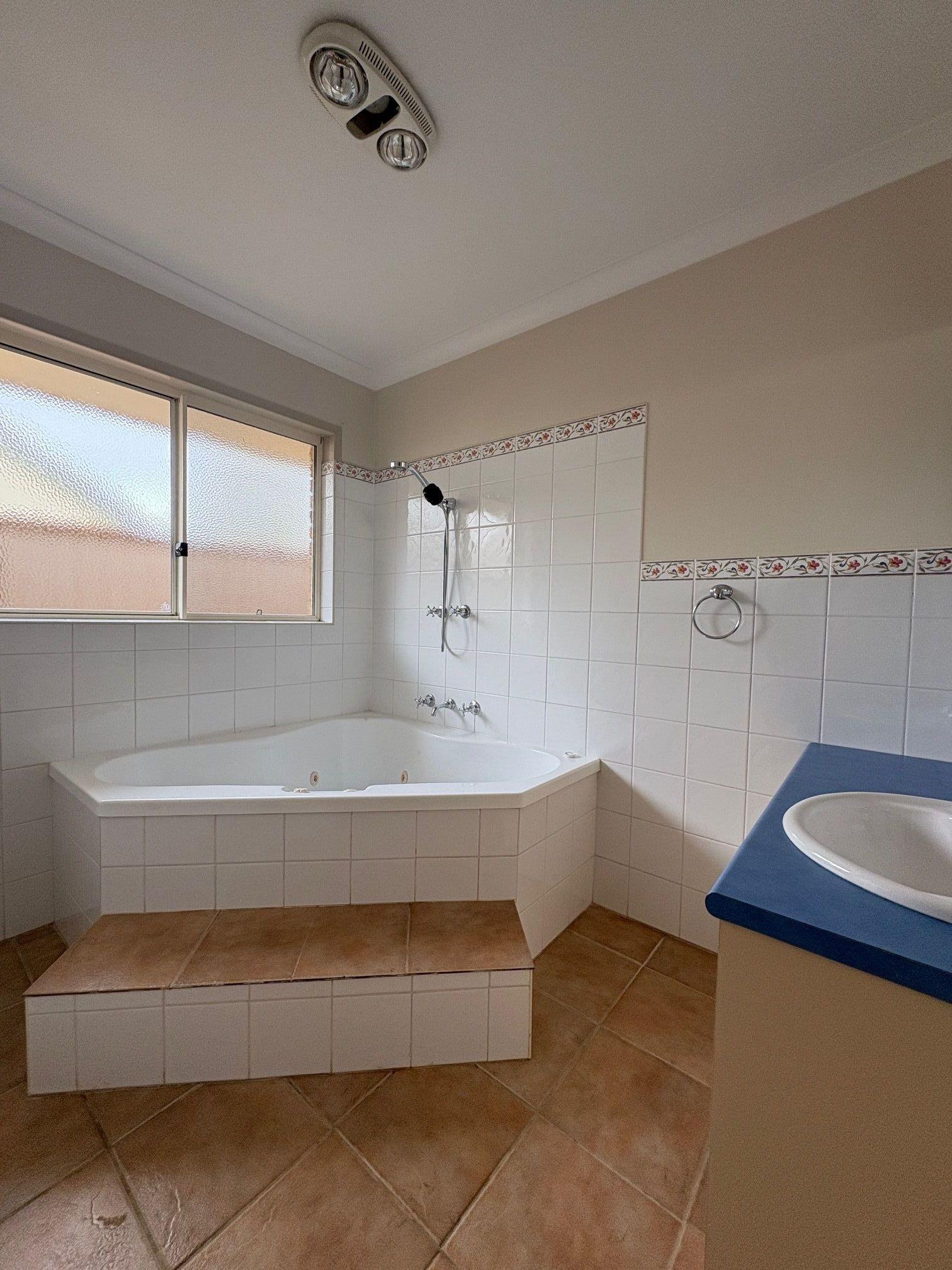 Please call Ray White Nagambie Office 03 5794 2777 to book a time to view