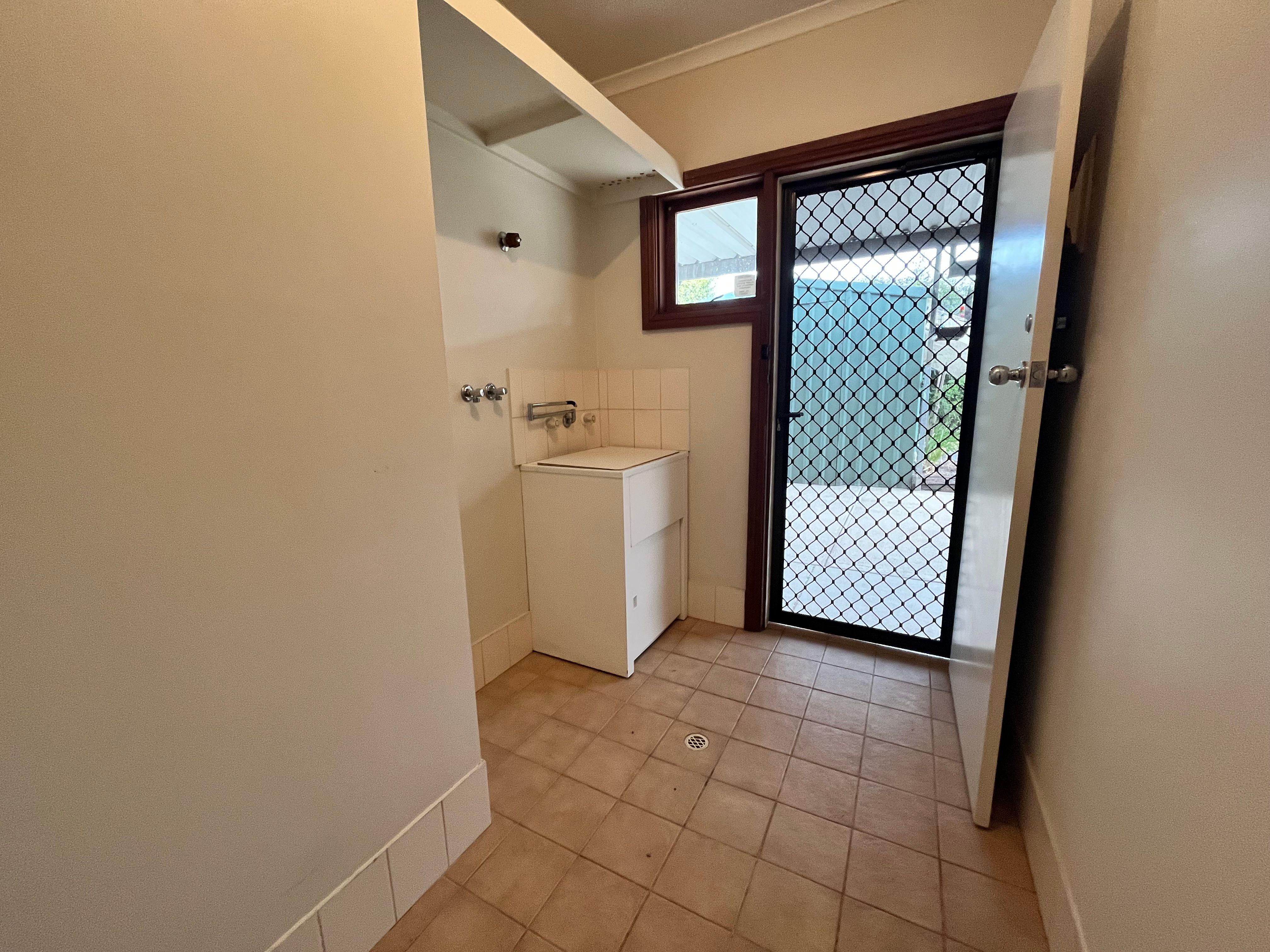 Comfortable Living In Two Wells!