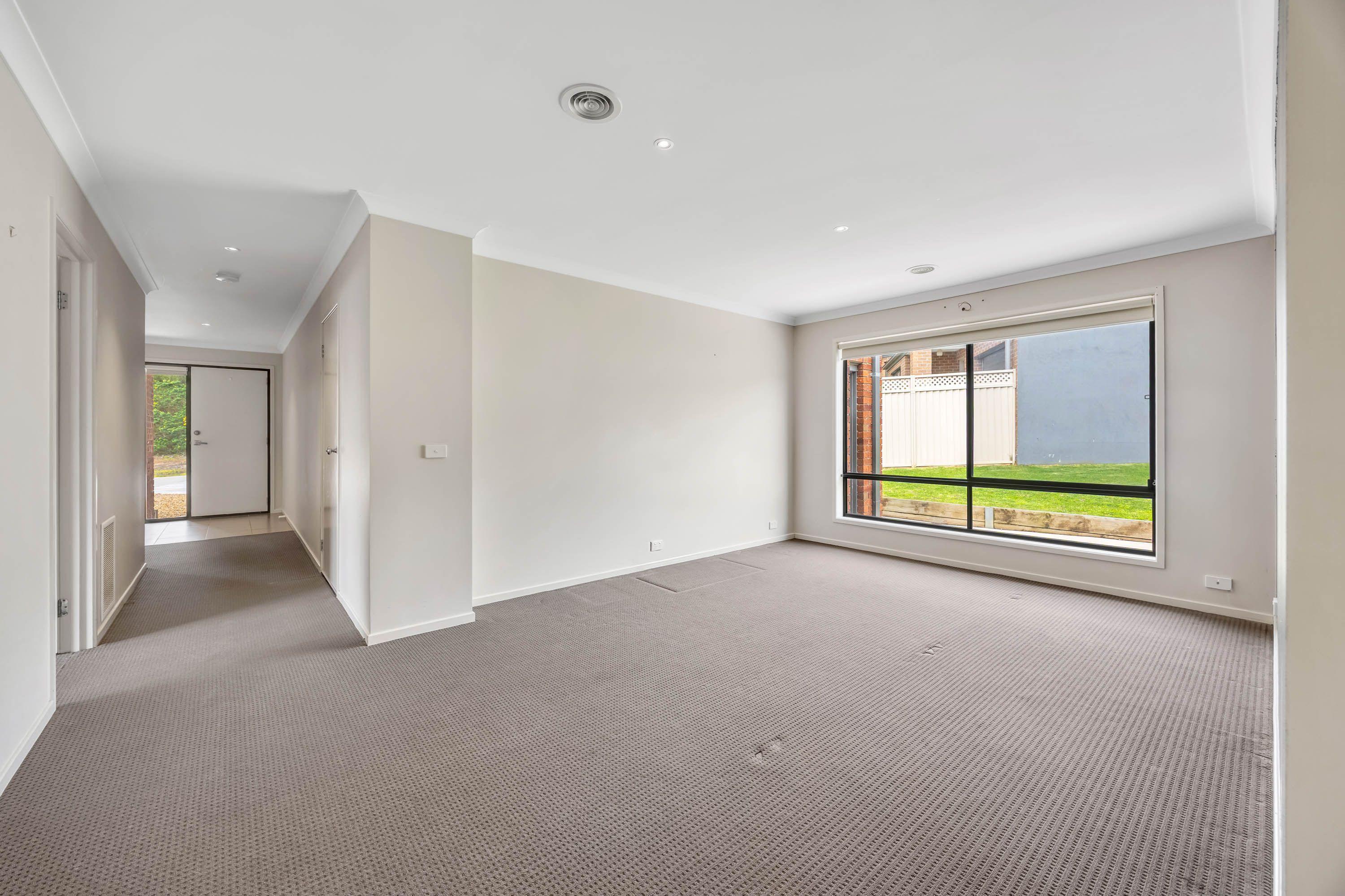 Spacious 4-Bedroom Home in Mount Helen