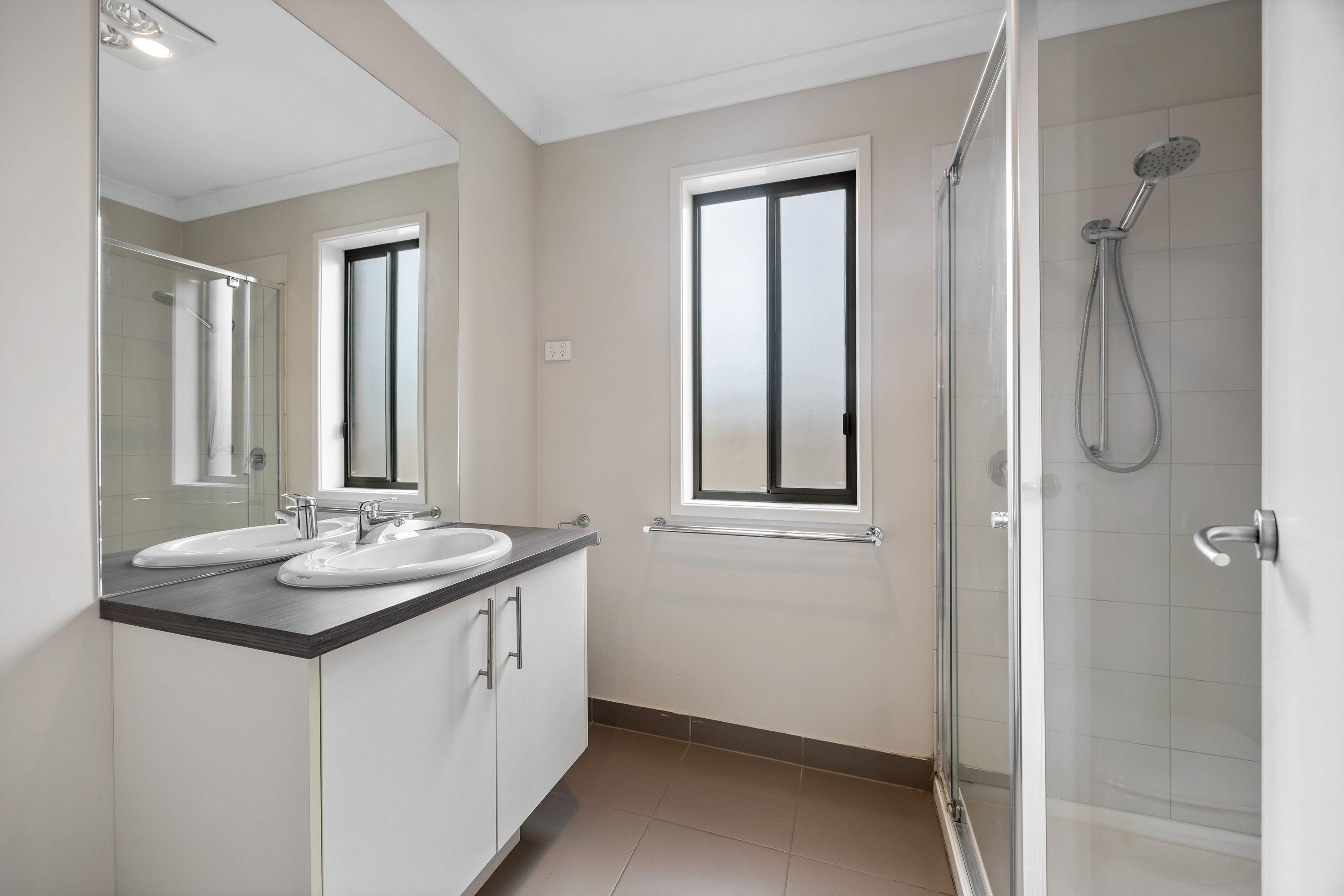 Spacious 4-Bedroom Home in Mount Helen