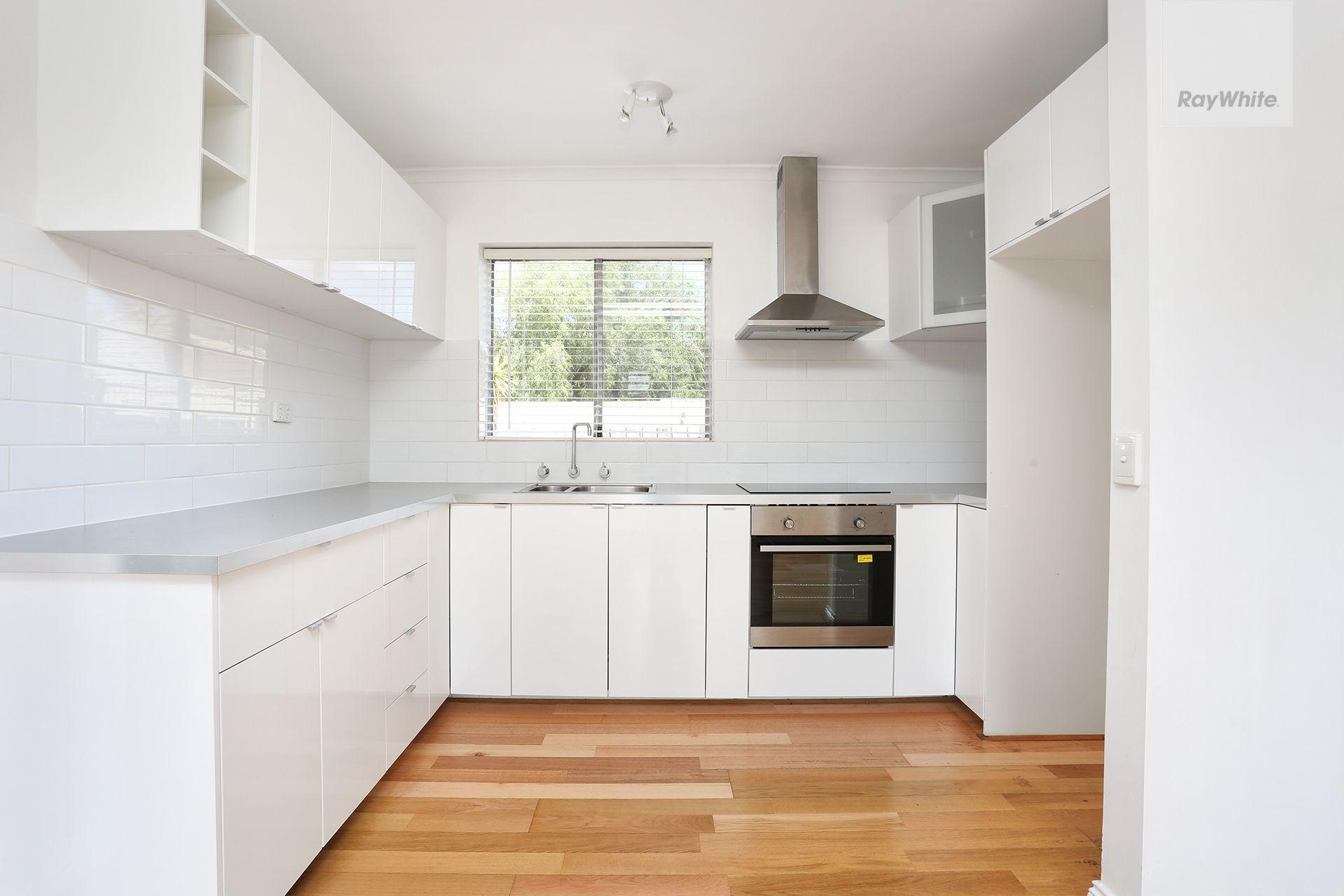 Ground Floor Convenience. Large Private Courtyard