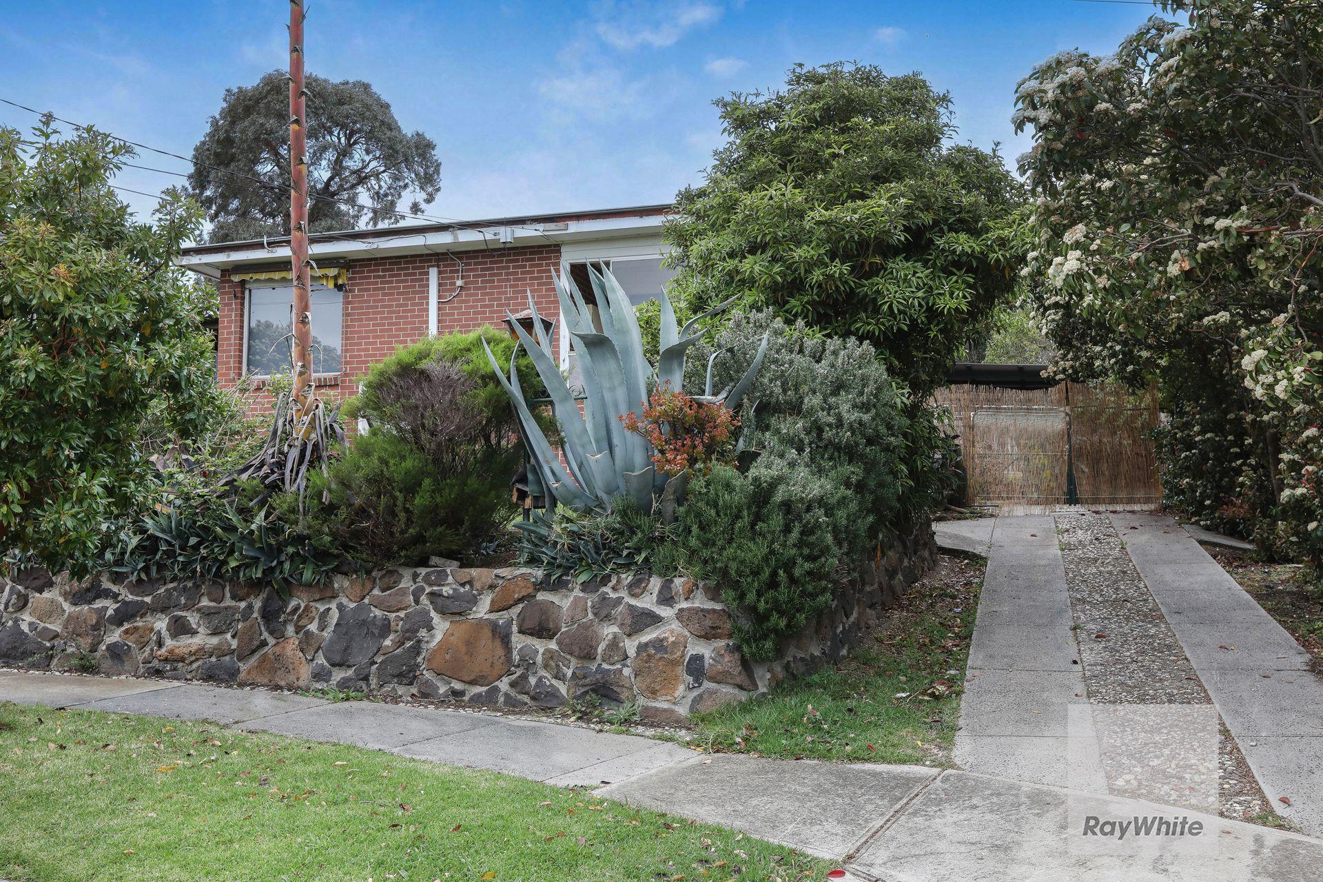 Prop-GPT: House: VIC Broadmeadows, VIC 3047 Home For Rent