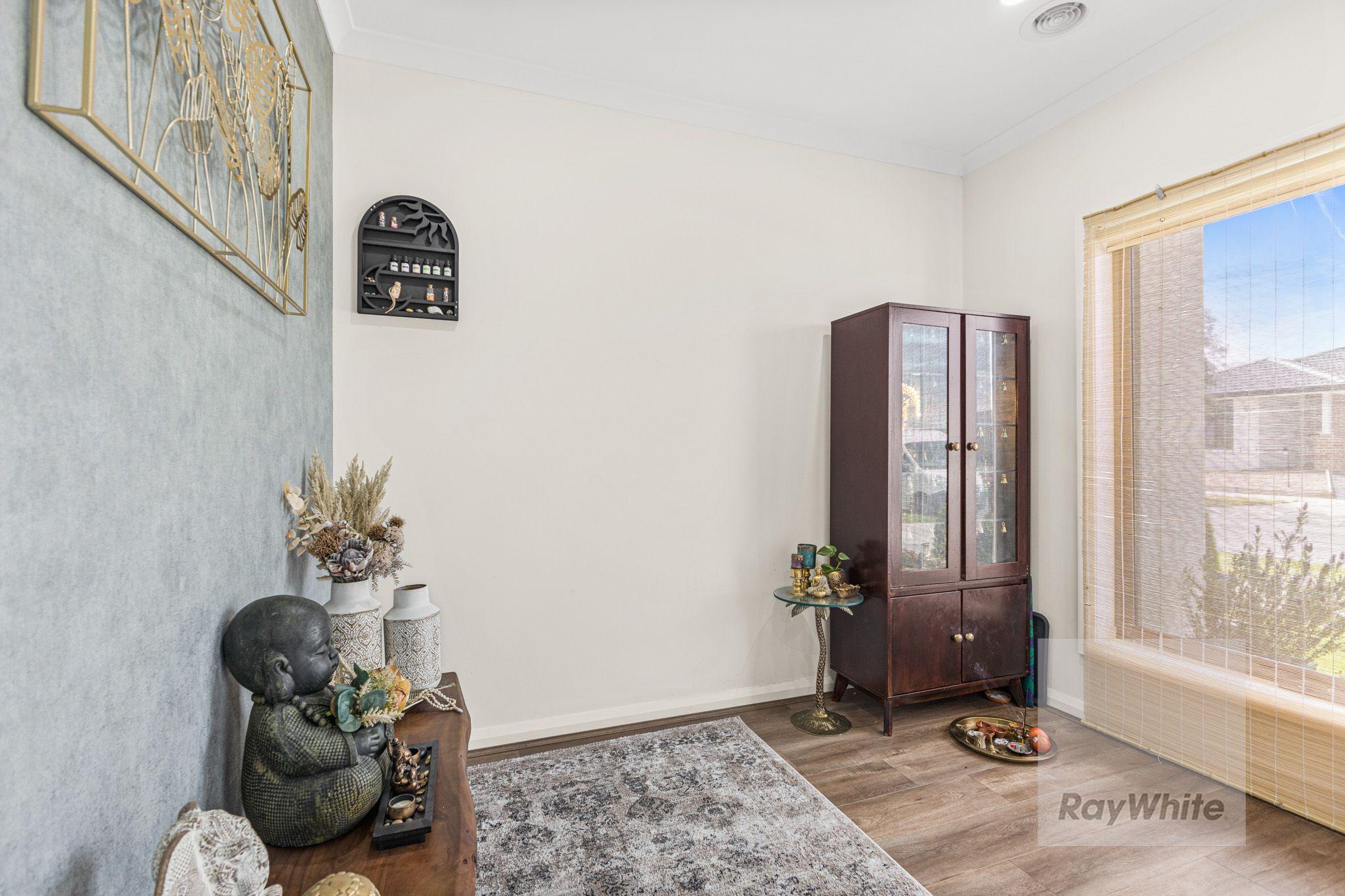 Prestigious Family Living