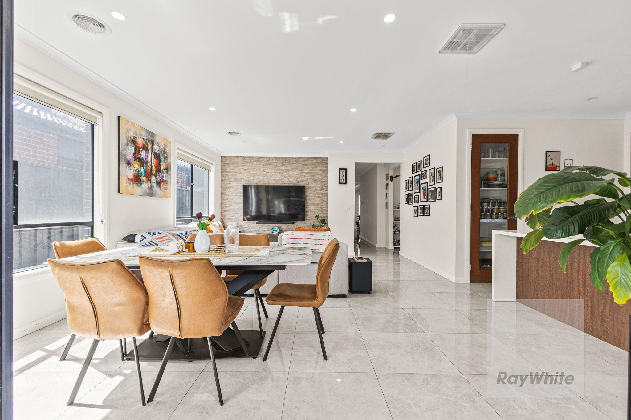 Prestigious Family Living