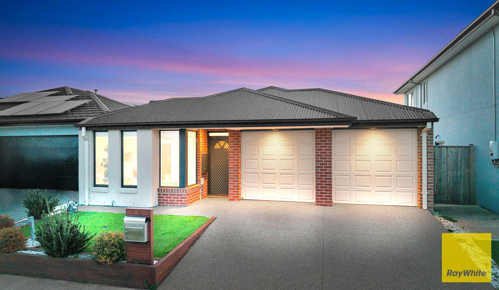 Prop-GPT: House: VIC Tarneit, VIC 3029 Home For Rent