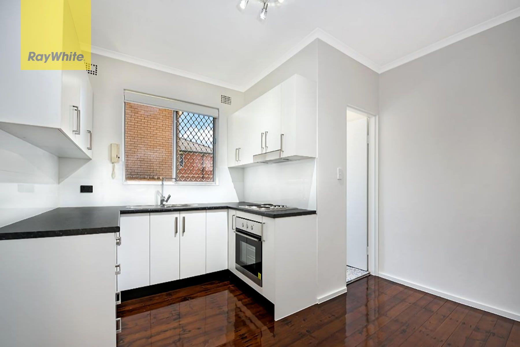 Renovated 2 Bedroom apartment