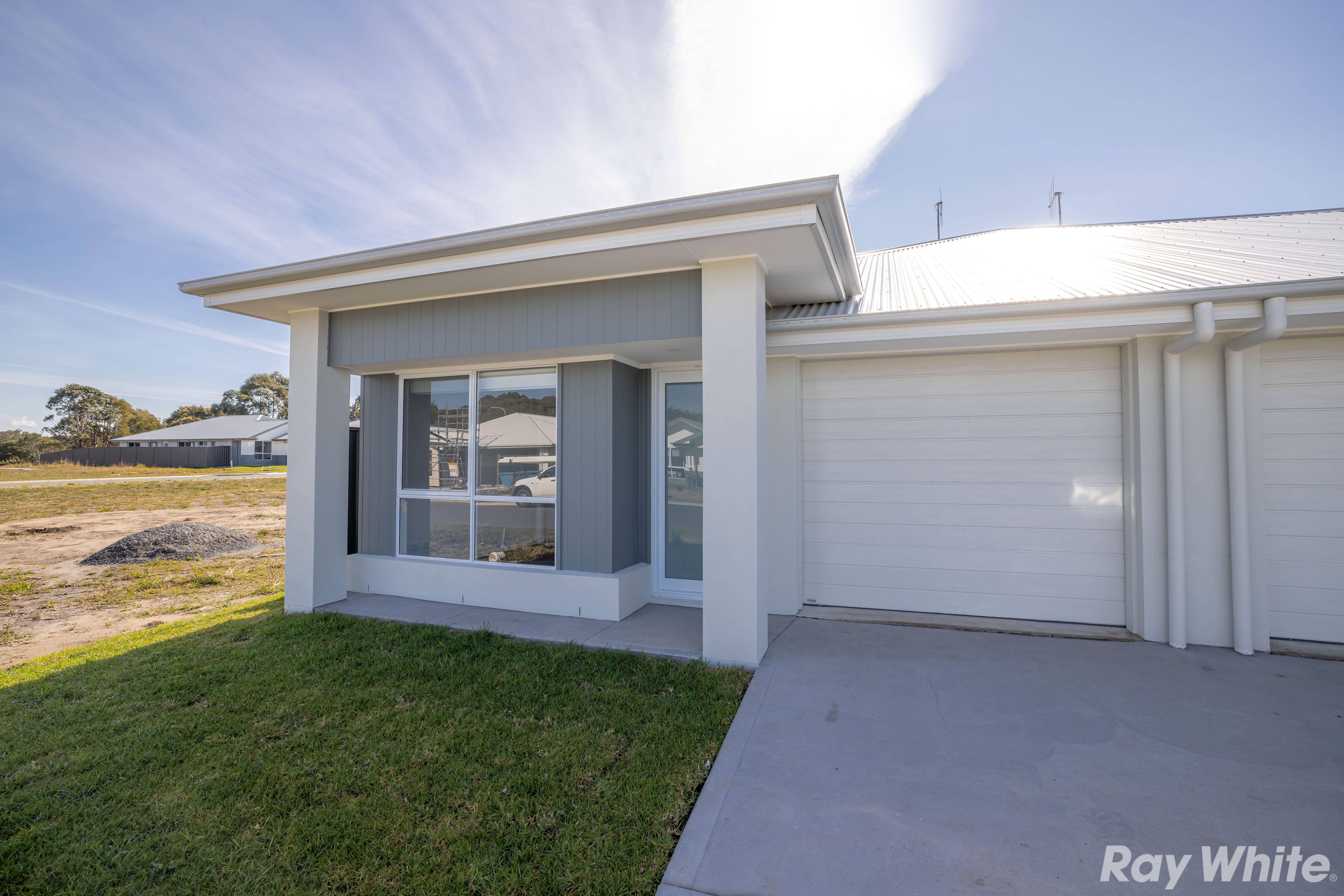 Prop-GPT: Villa: NSW Forster, NSW 2428 Home For Rent