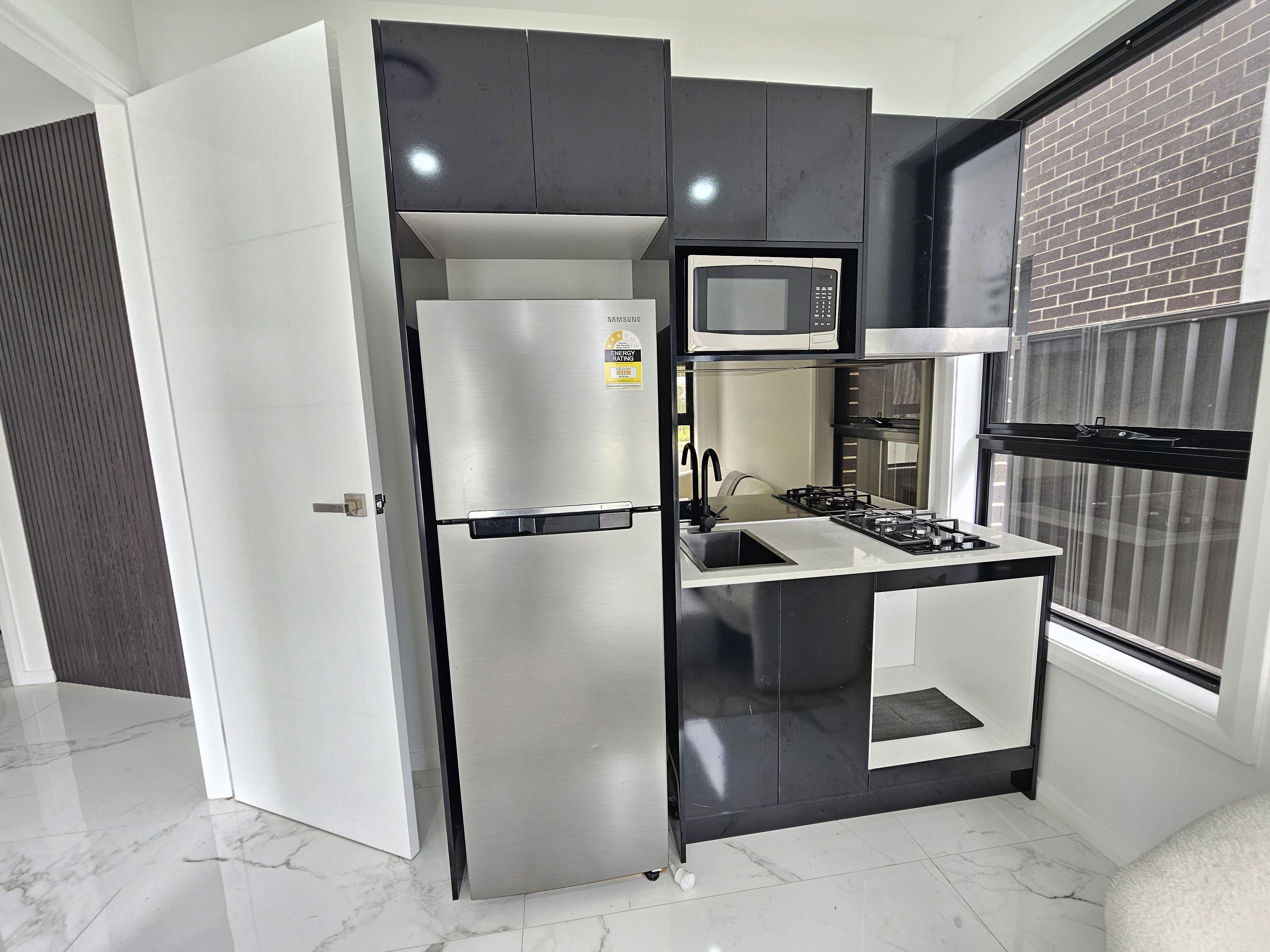 Near New furnished granny flat - Great Location