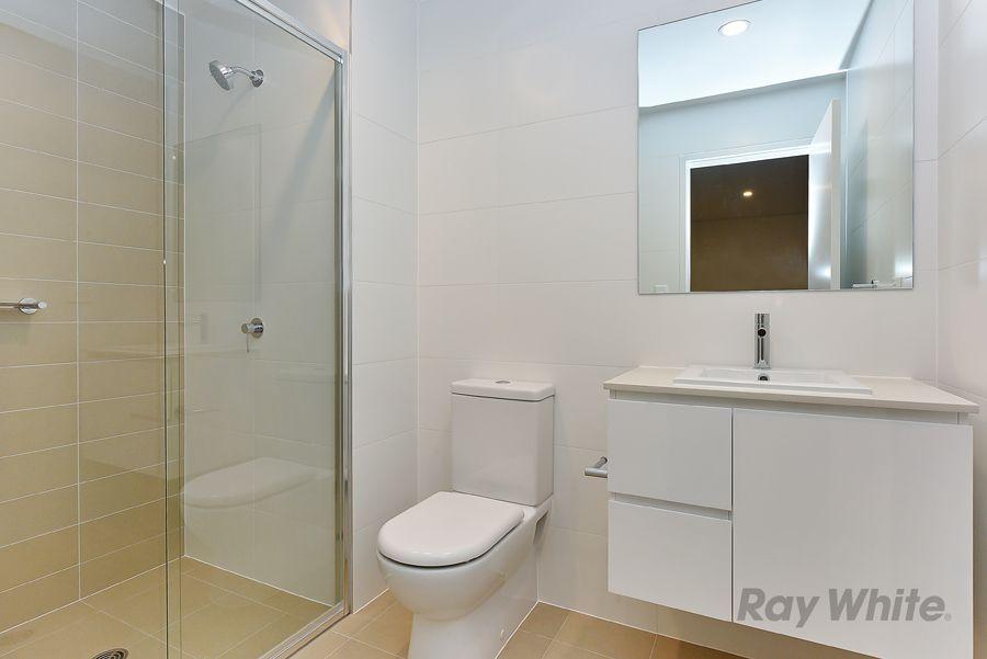 One Bedroom Apartment with Study Area