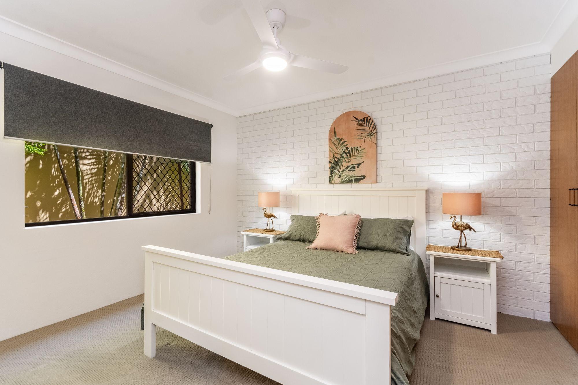 BESIDE THE SEASIDE - FURNISHED APARTMENT