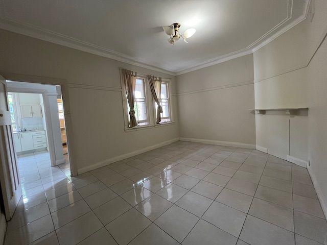 Prop-GPT: Unit: NSW Carlton, NSW 2218 Home For Rent