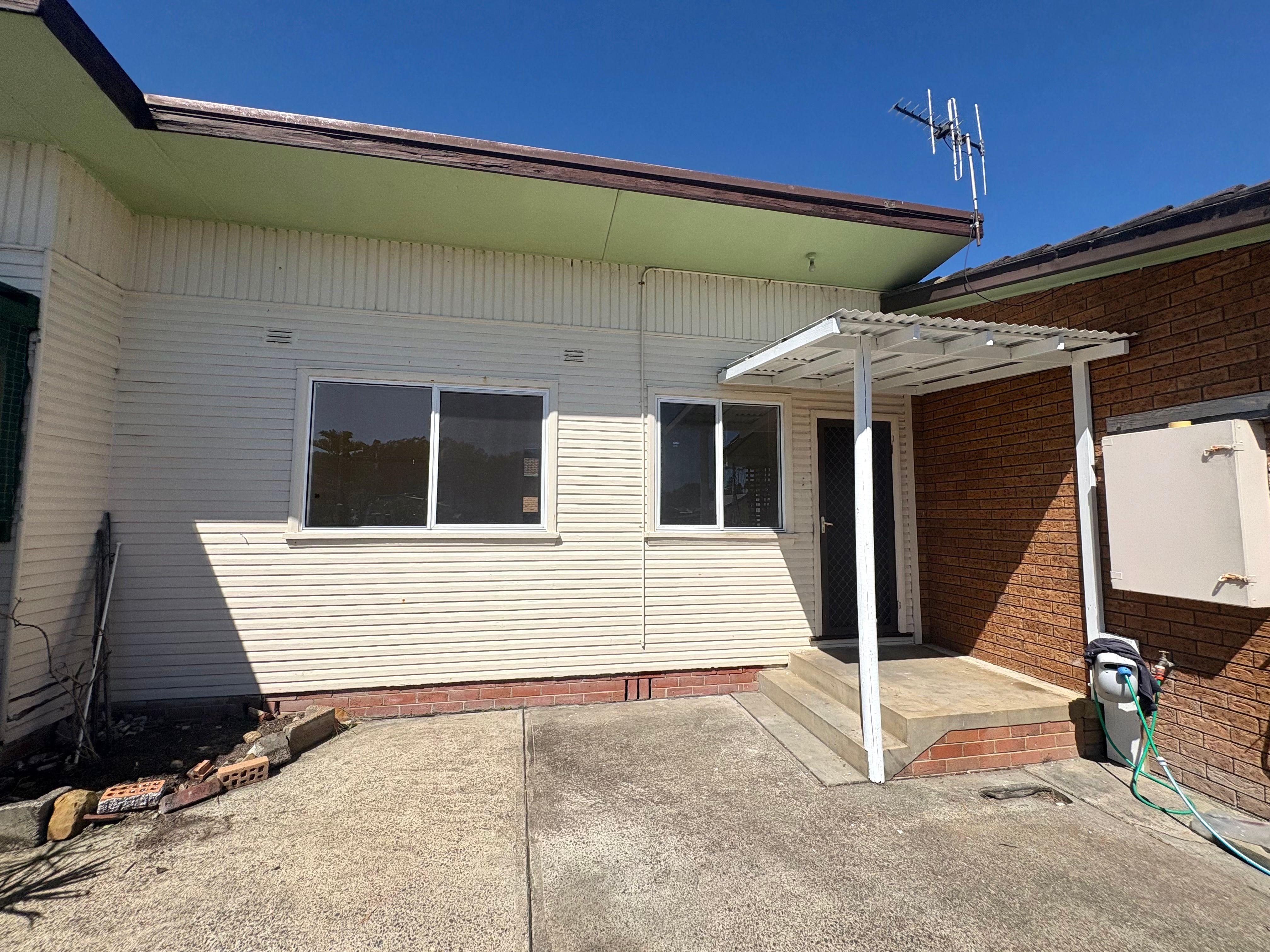 Prop-GPT: Other: NSW Harrington, NSW 2427 Home For Rent