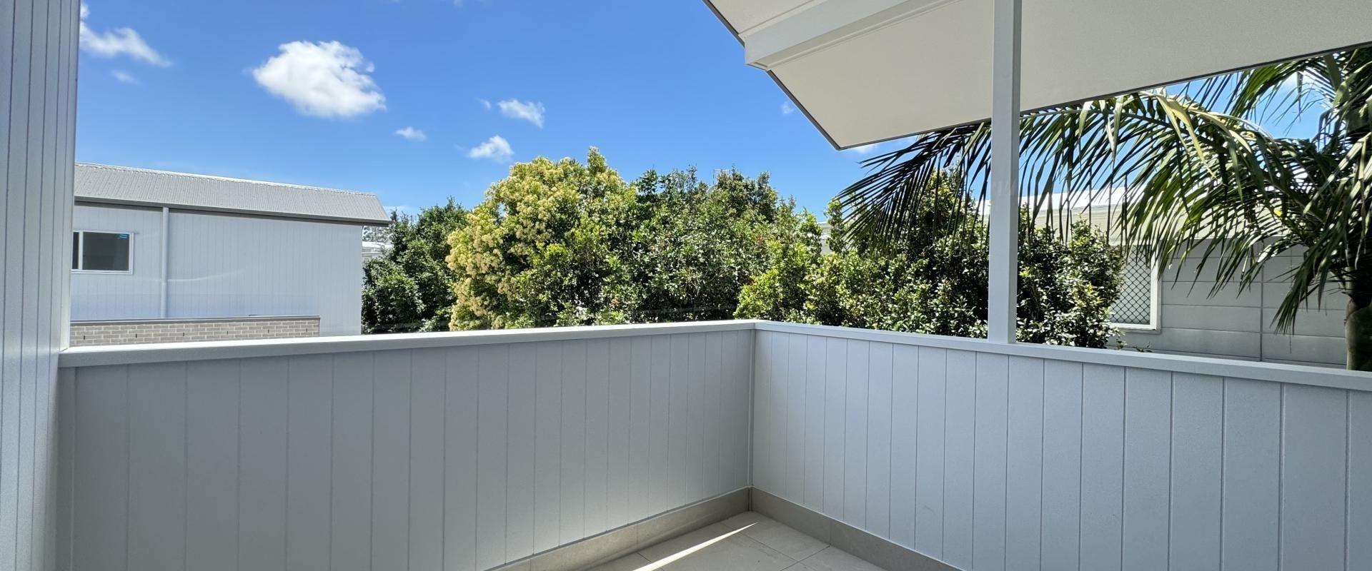 Bright, Modern & Convenient - Premium Buderim Location