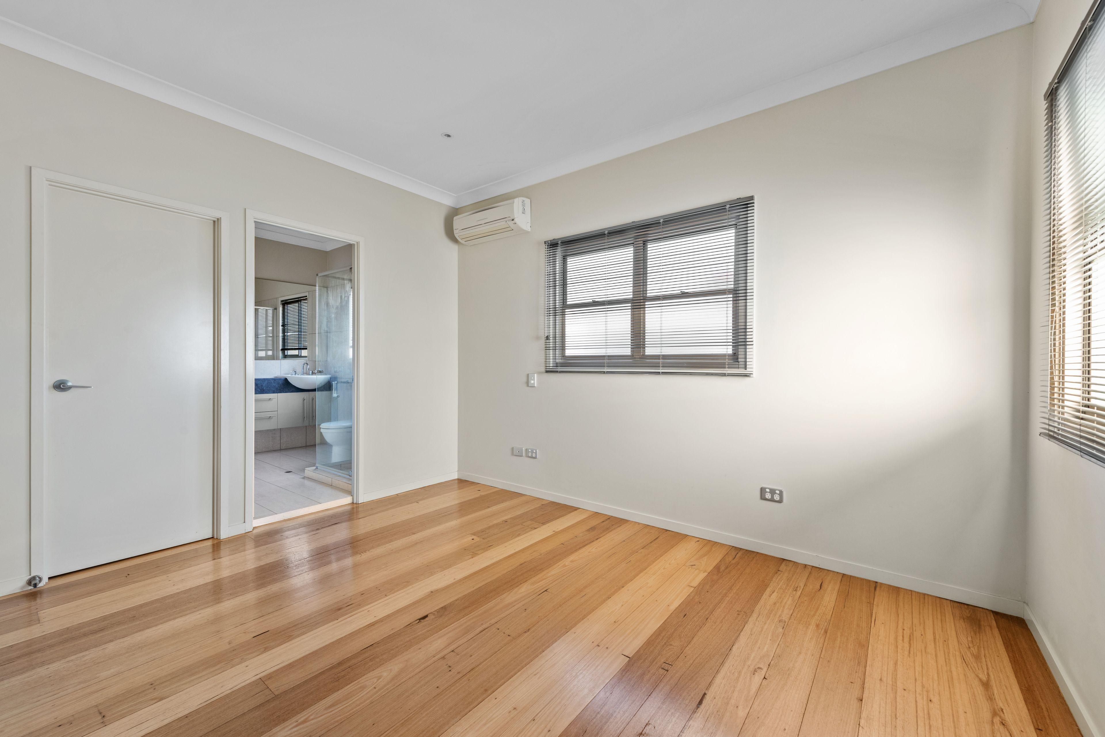 Modern entertainer's home