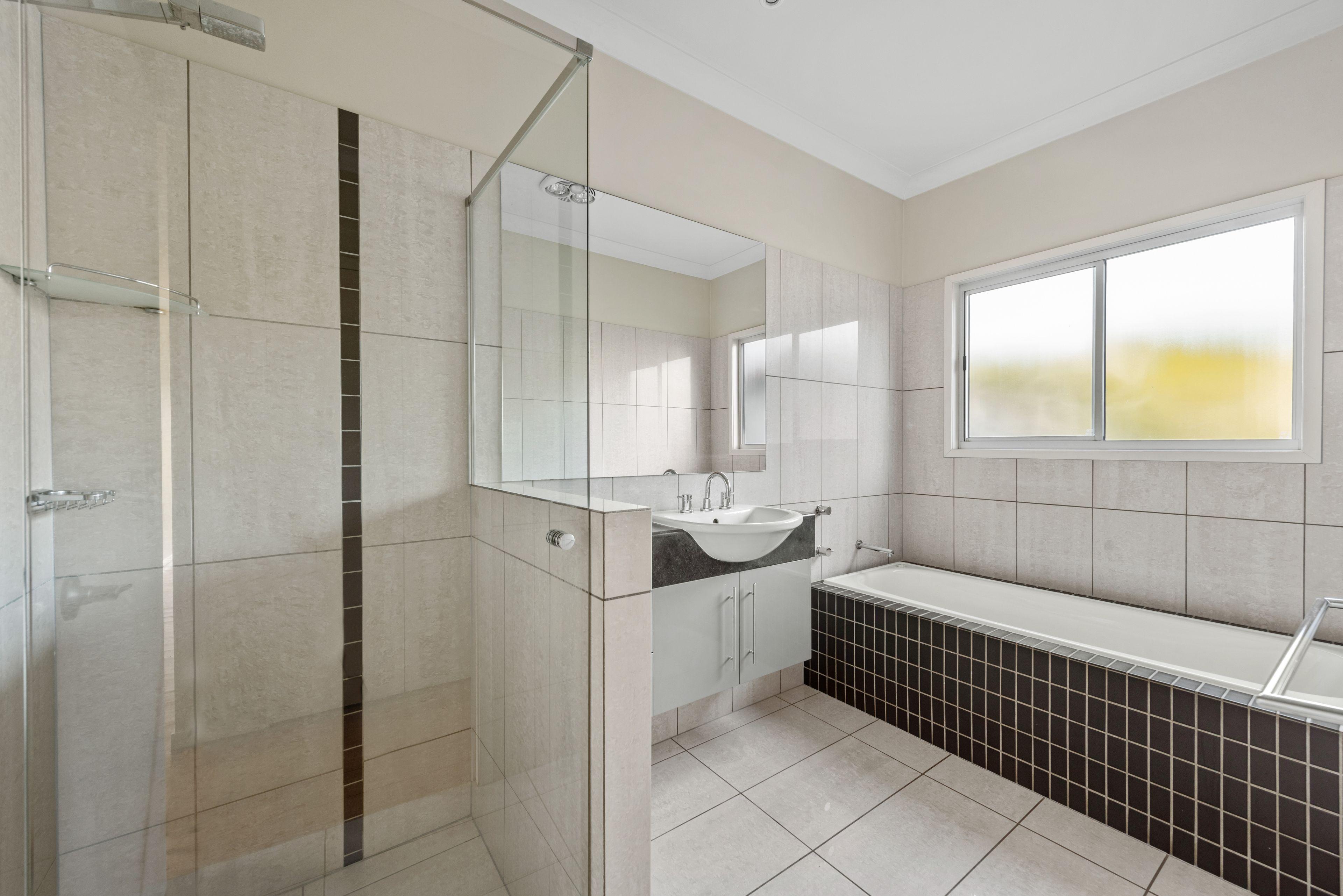 Modern entertainer's home