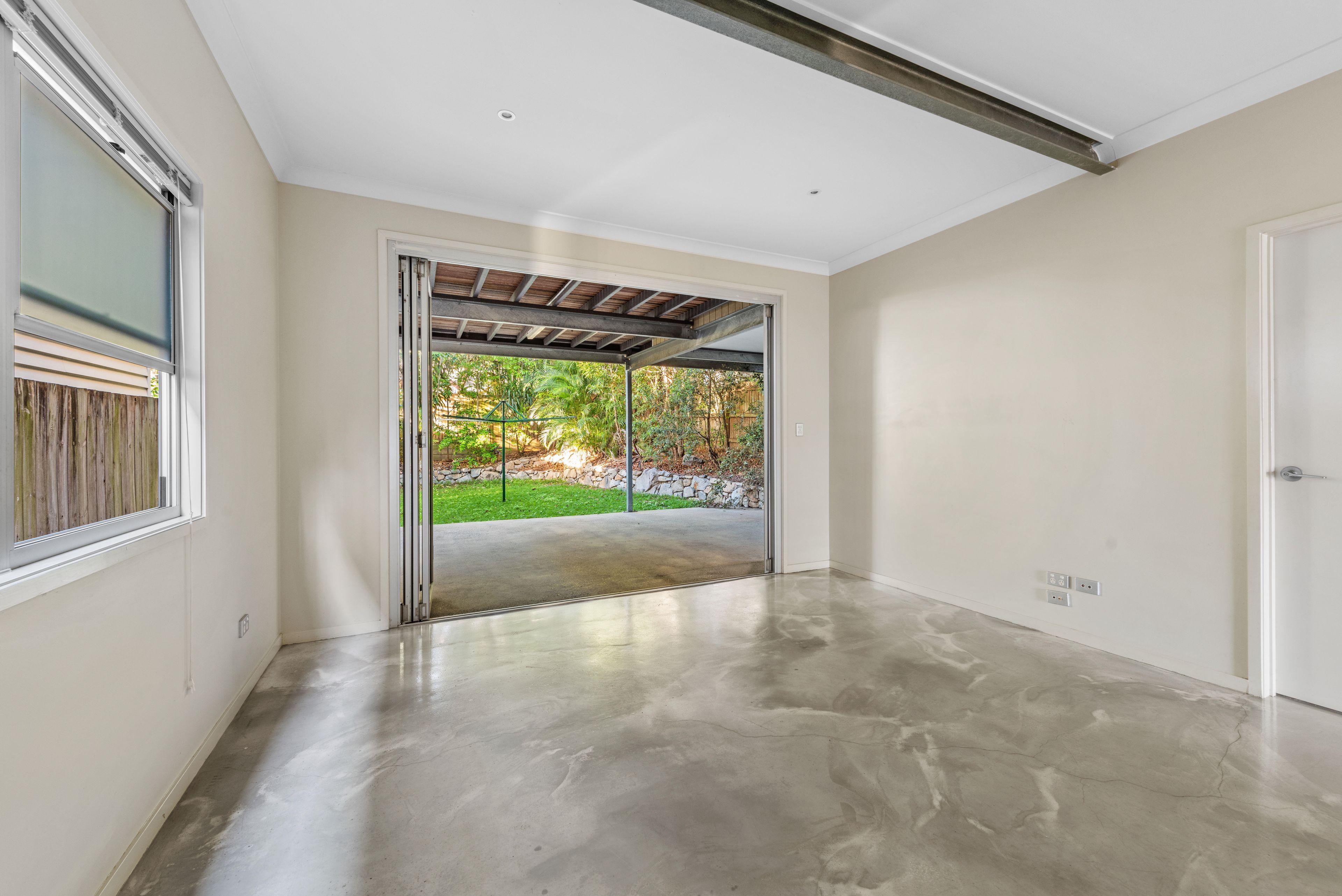 Modern entertainer's home