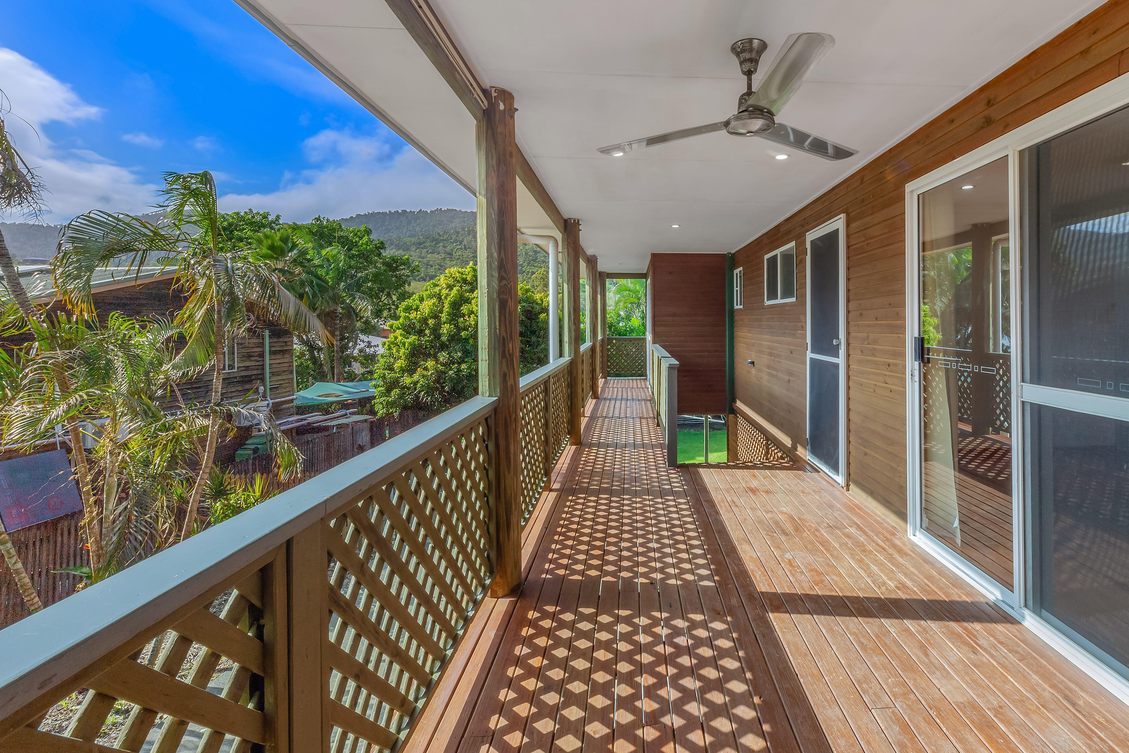 Private Retreat In Cannonvale!