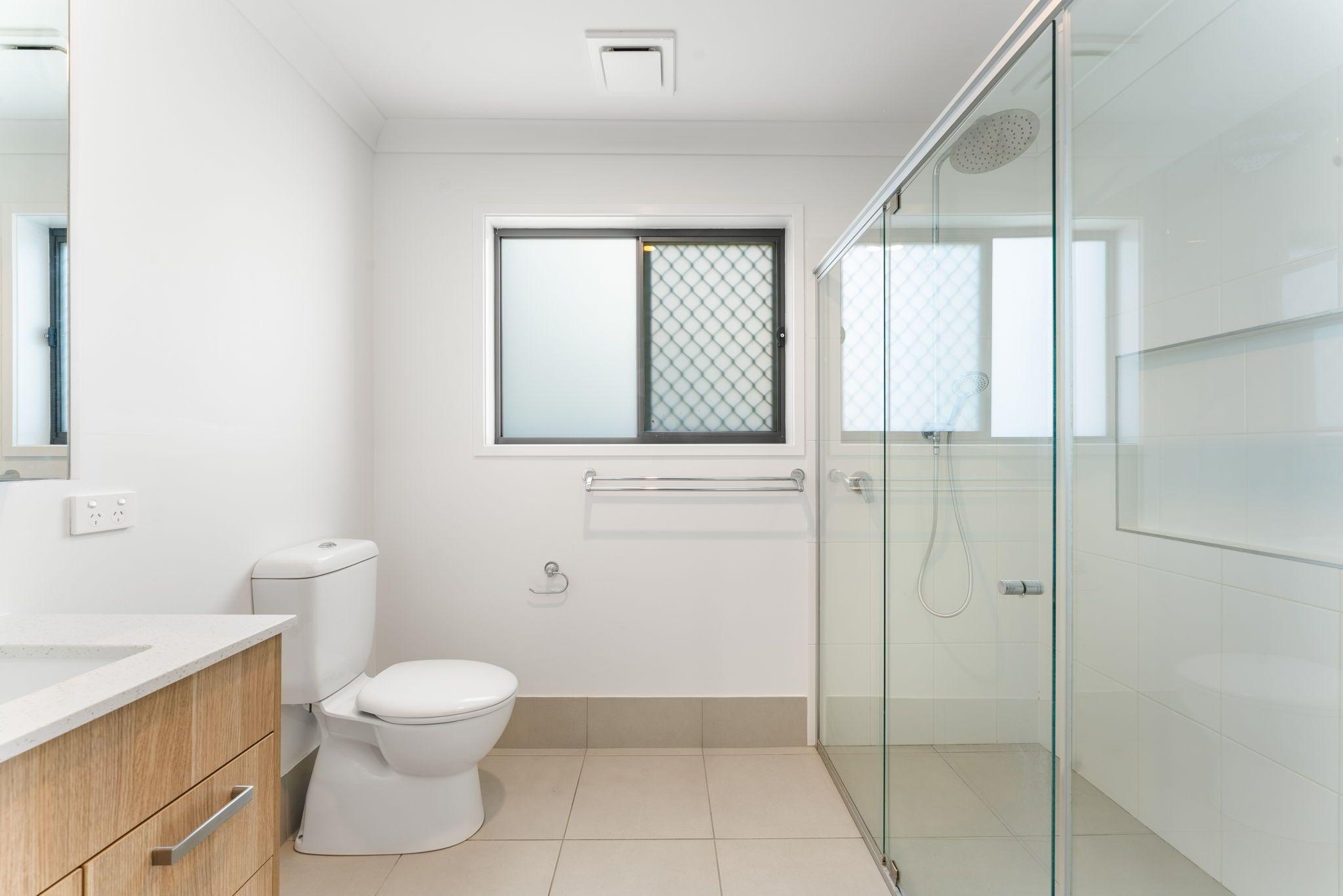 Modern Family Living with DUCTED AC!