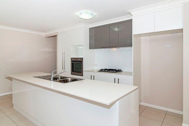 Modern 2-Bedroom Unit in Newtown