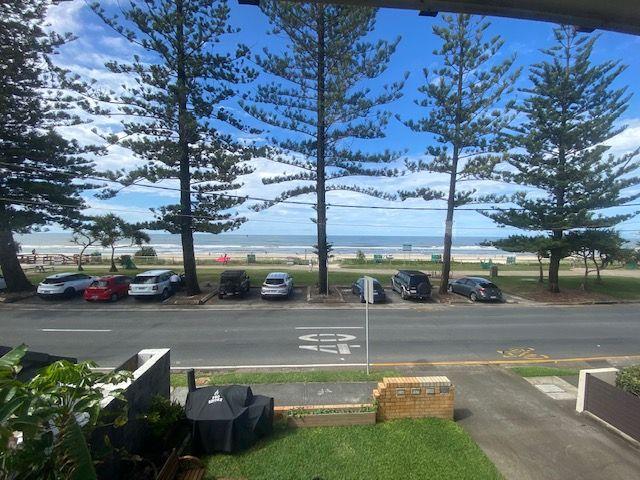 Beachside Living - 2 Bedroom Unit on Marine Parade