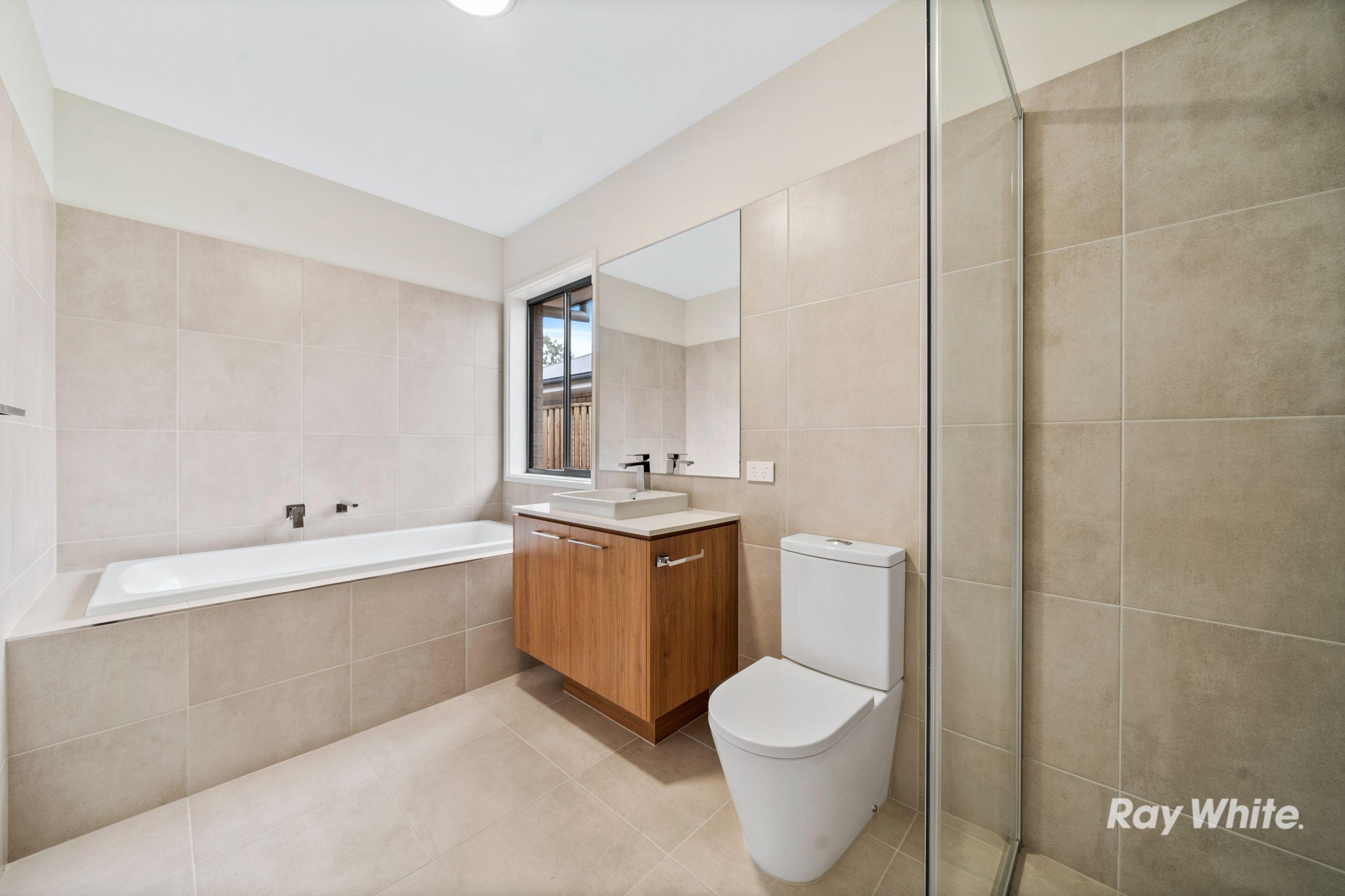 Brand new family home in the heart of Covella!