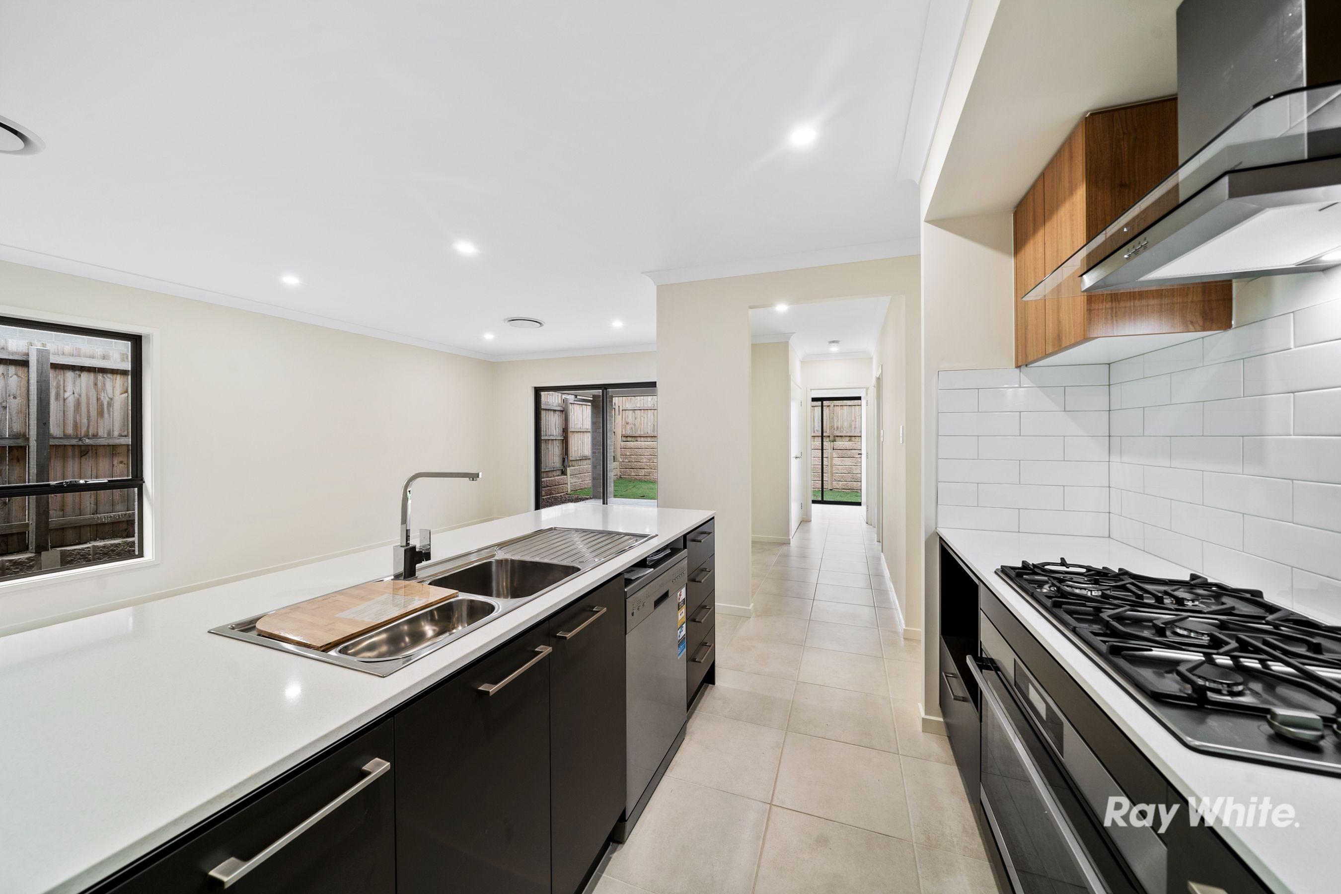 Brand new family home in the heart of Covella!