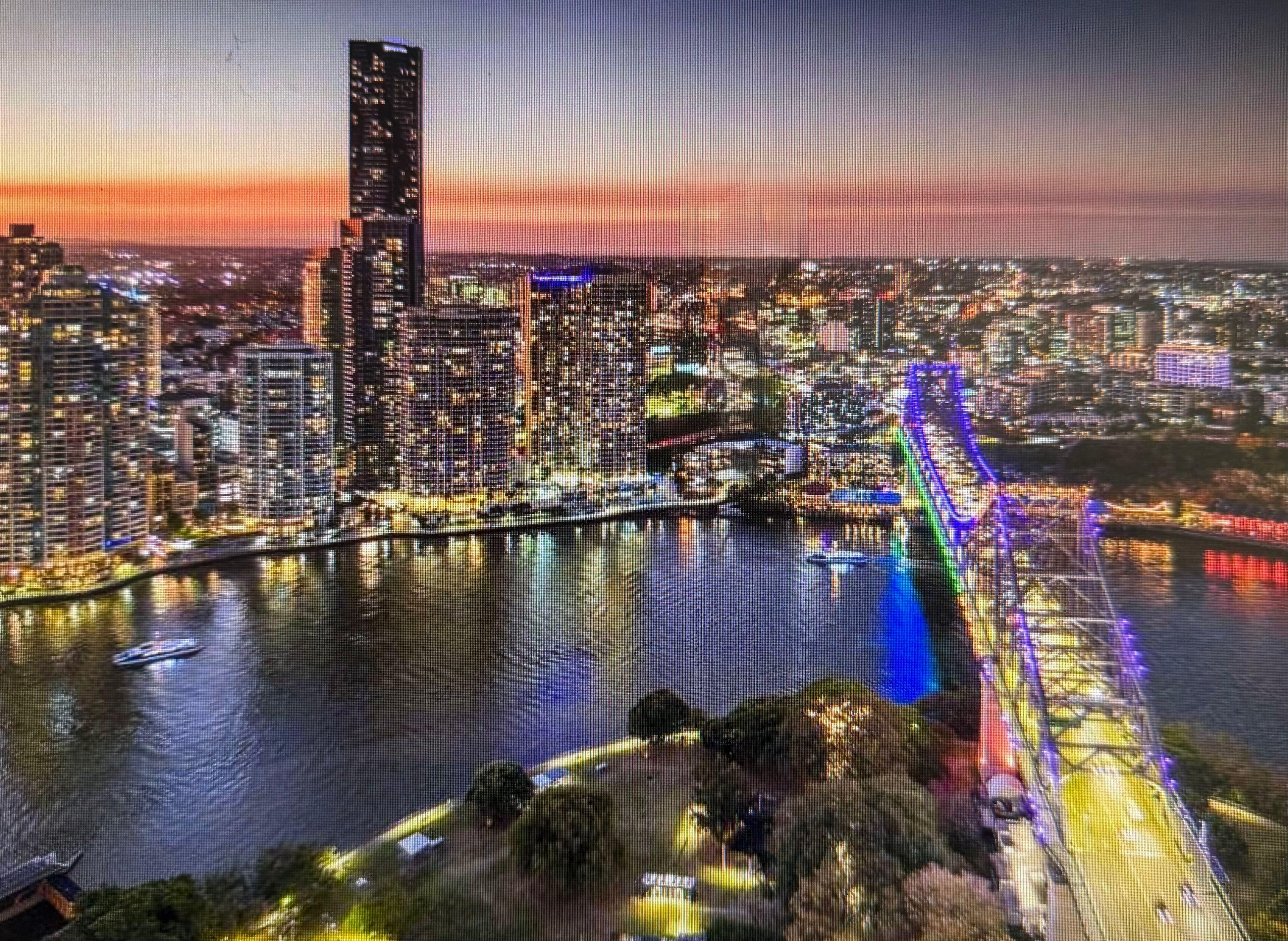 BREATHTAKING 4 BED 3 BATH WITH PRIME CITY VIEW - Rent increase to $1950 from 09/11/2025