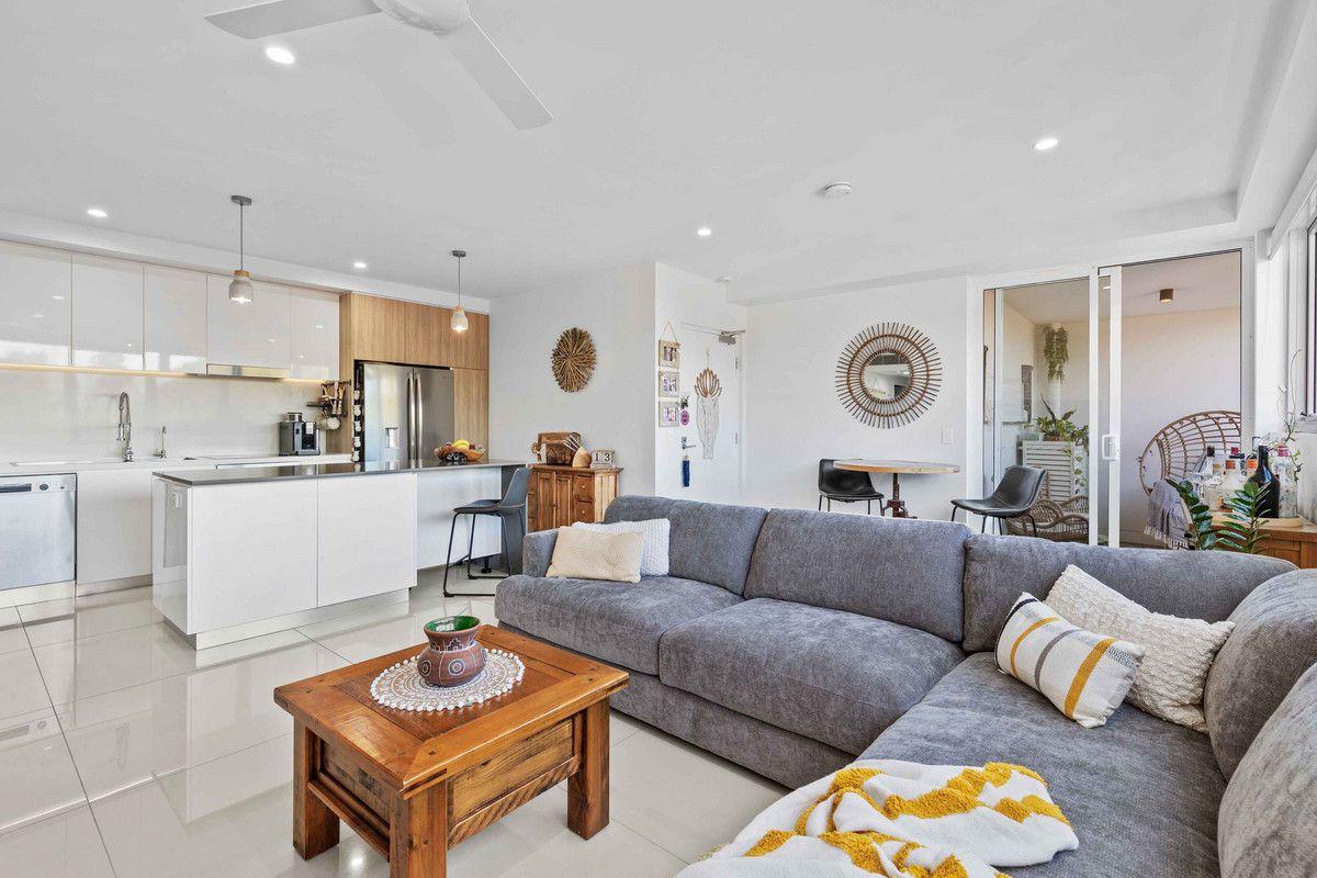 Prop-GPT: Property: QLD Southport, QLD 4215 Queensland 4215