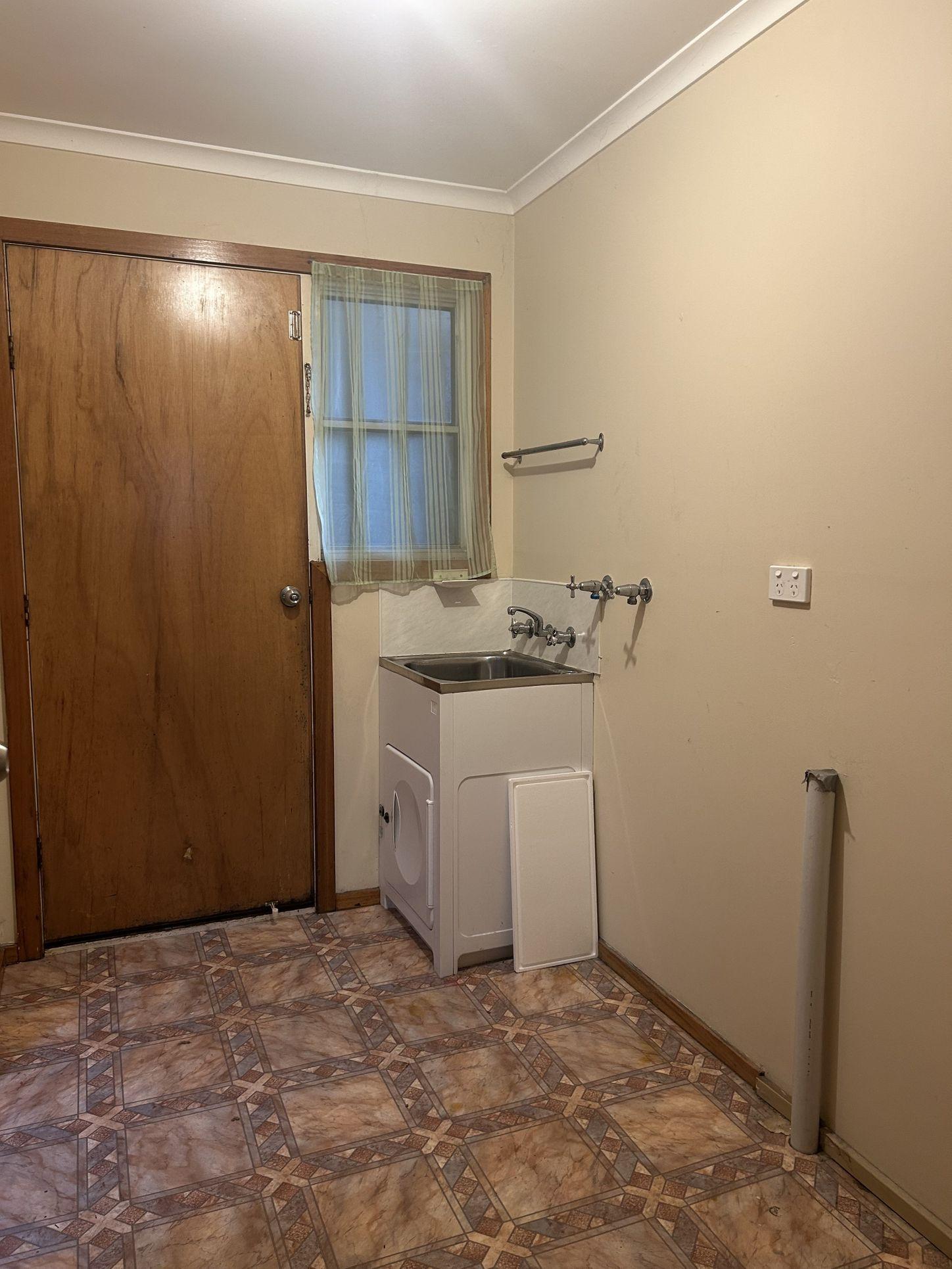 11 Que Street, WARATAH, TAS 7321 - House for Rent - harcourts.net