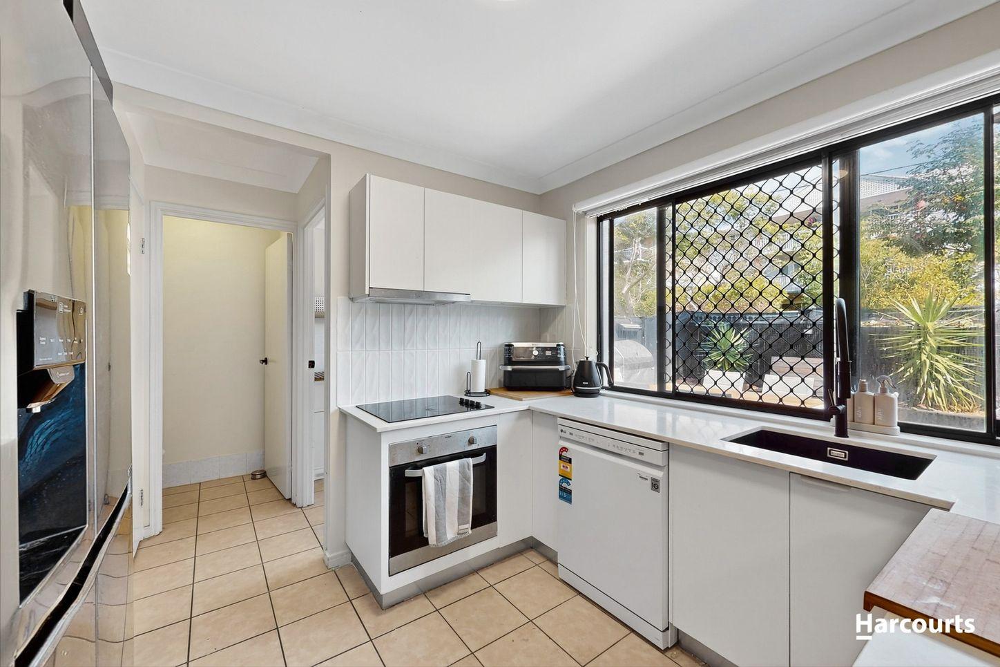 6/17 Kidston Terrace, CHERMSIDE, QLD 4032 - Townhouse for Rent - harcourts.net