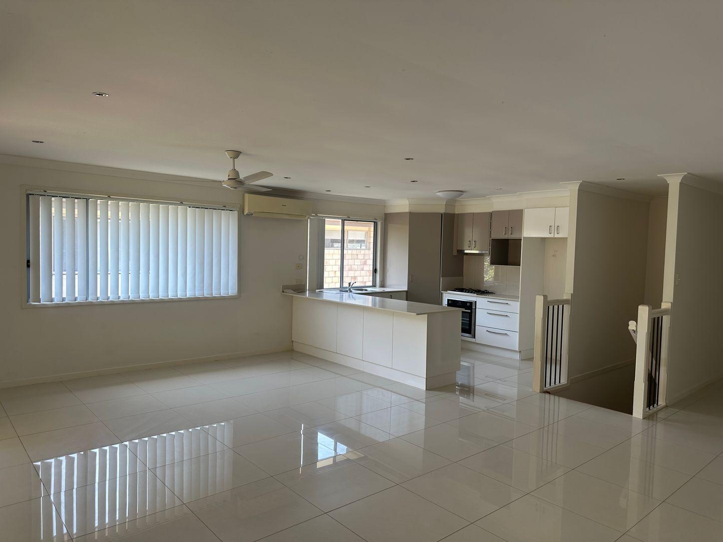 35 Hadrian Cr, PACIFIC PINES, QLD 4211 - House for Rent - harcourts.net