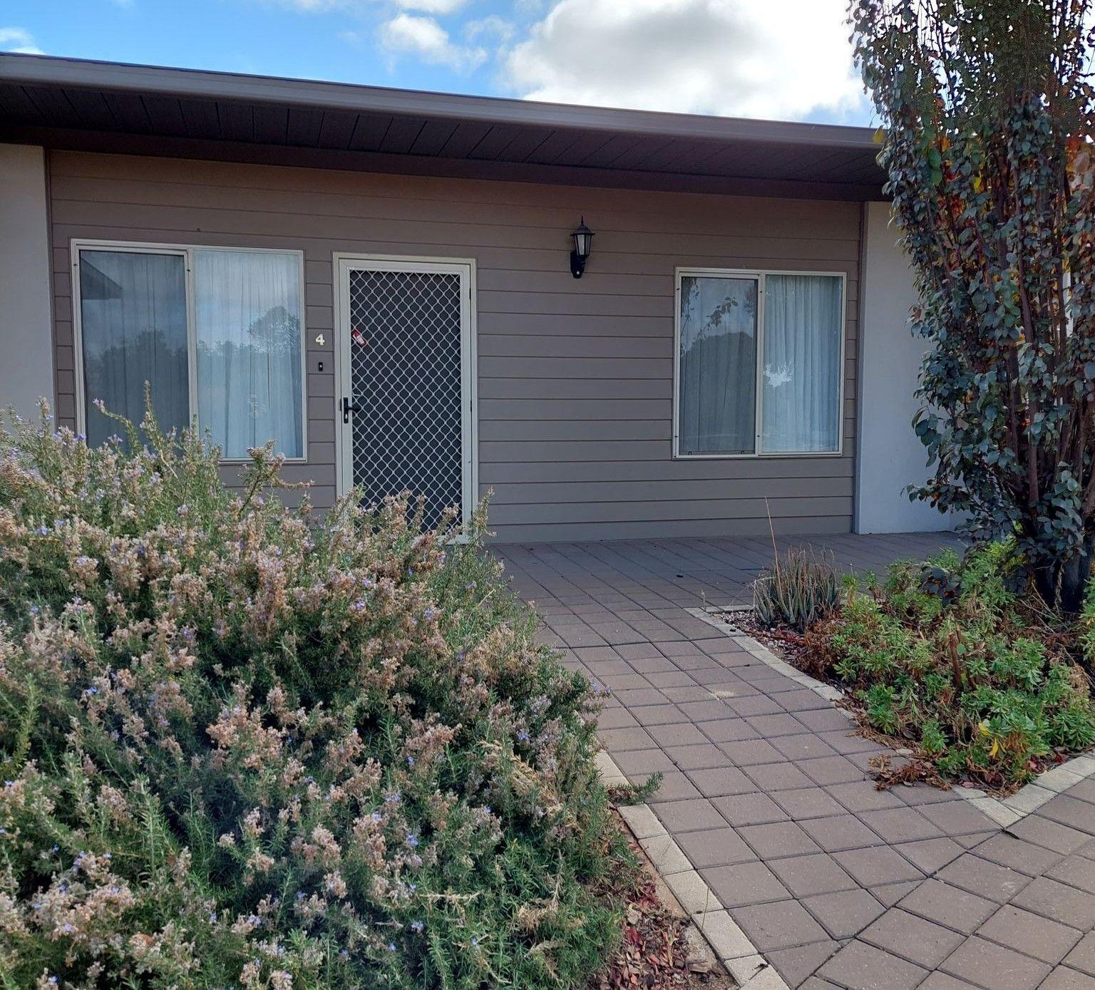 Prop-GPT: Unit: SA Berri, SA 5343 Executive unit in a great location