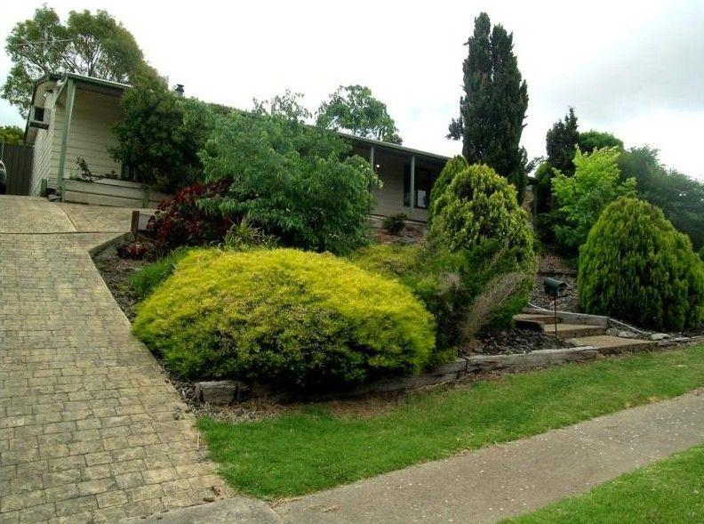 Prop-GPT: House: SA O'Halloran Hill, SA 5158 Three-Bedroom Family Home in Tranquil O'Halloran Hill