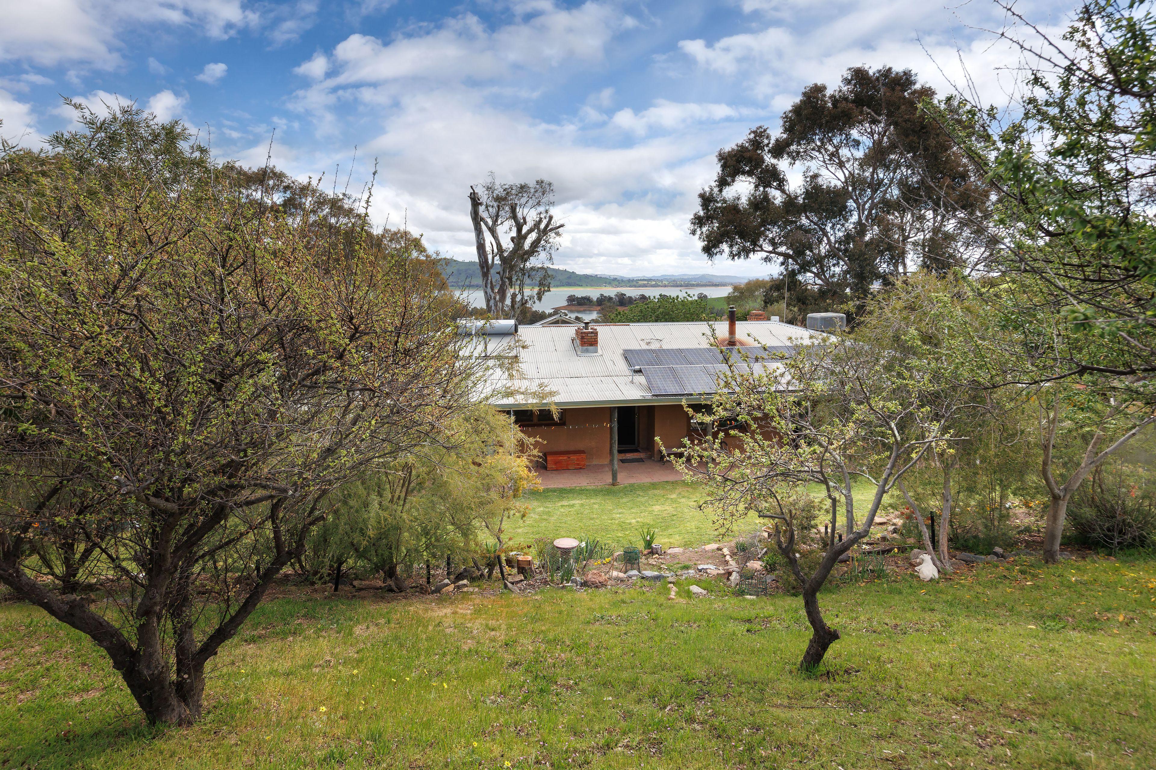 Stunning Lifestyle Property