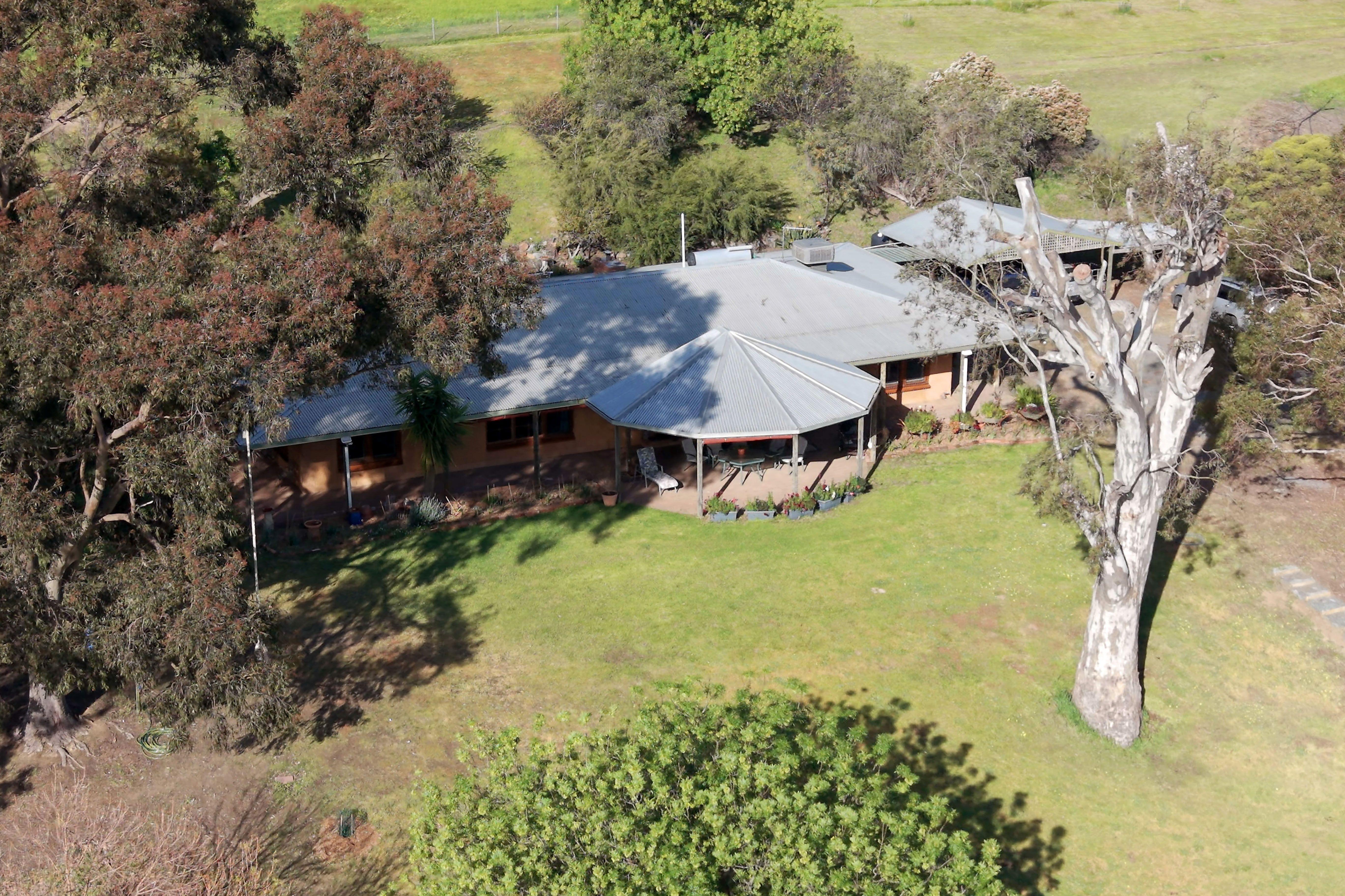 Stunning Lifestyle Property