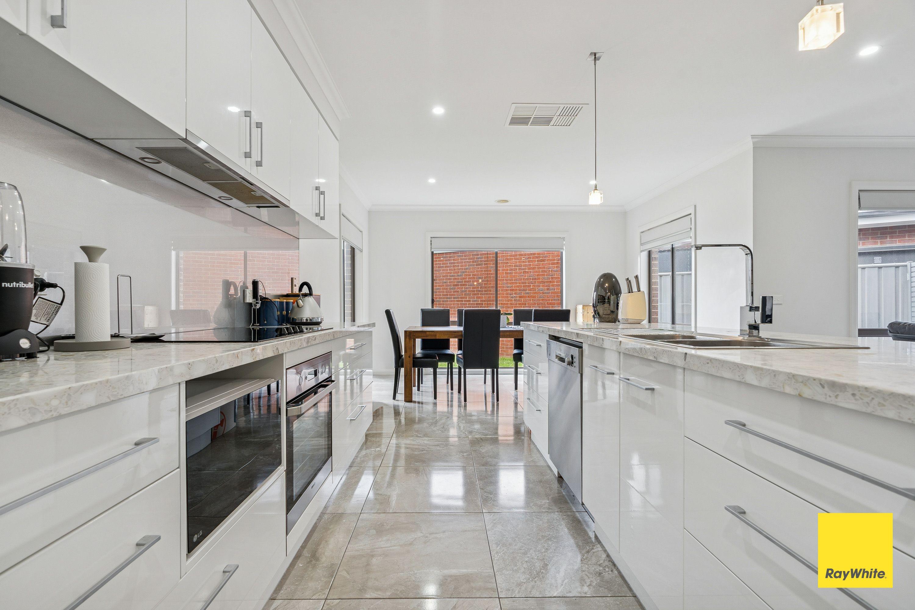 Family Home in Sought-After Strathdale