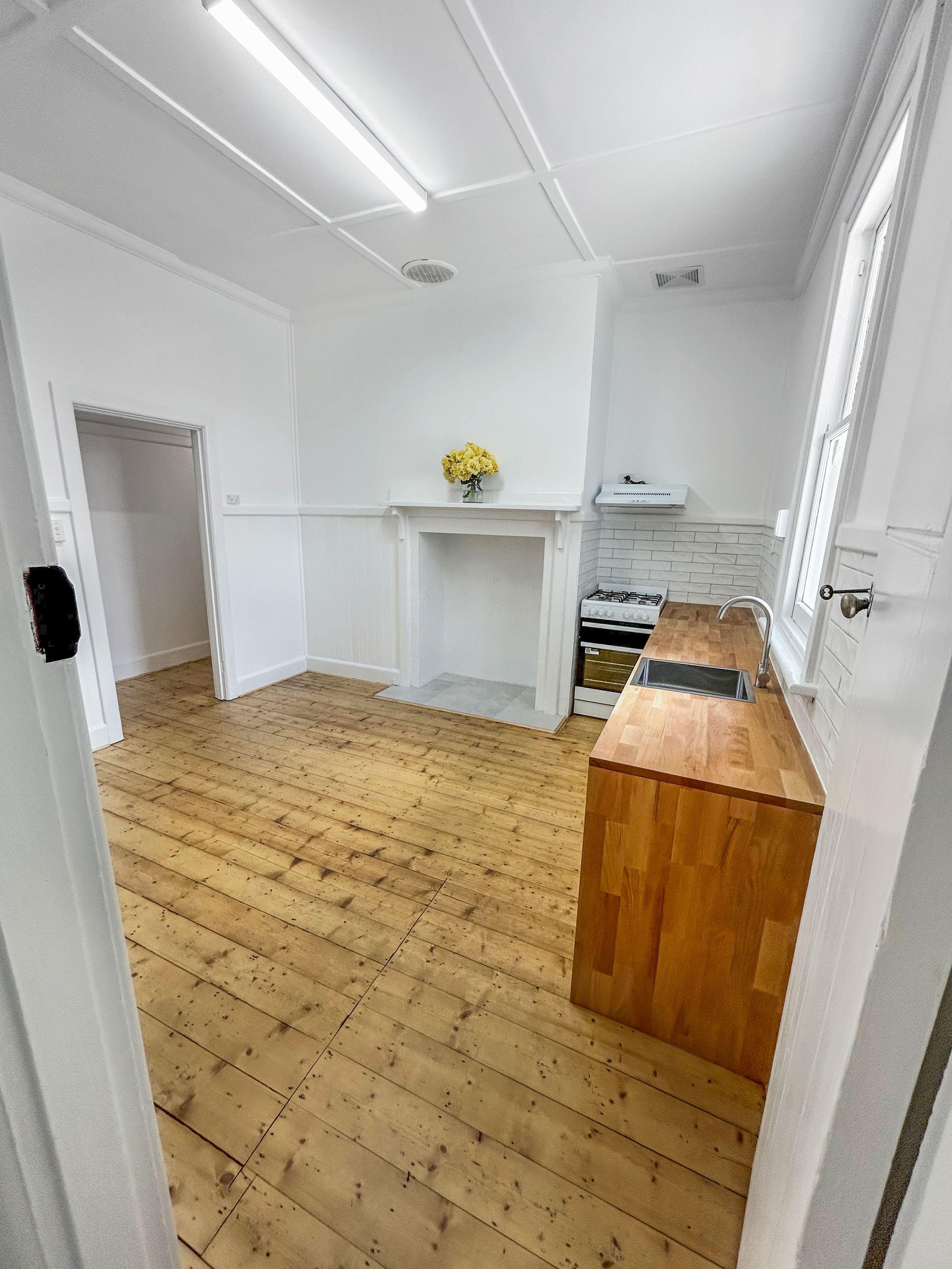 Charming Character Home in Prime Seymour Location