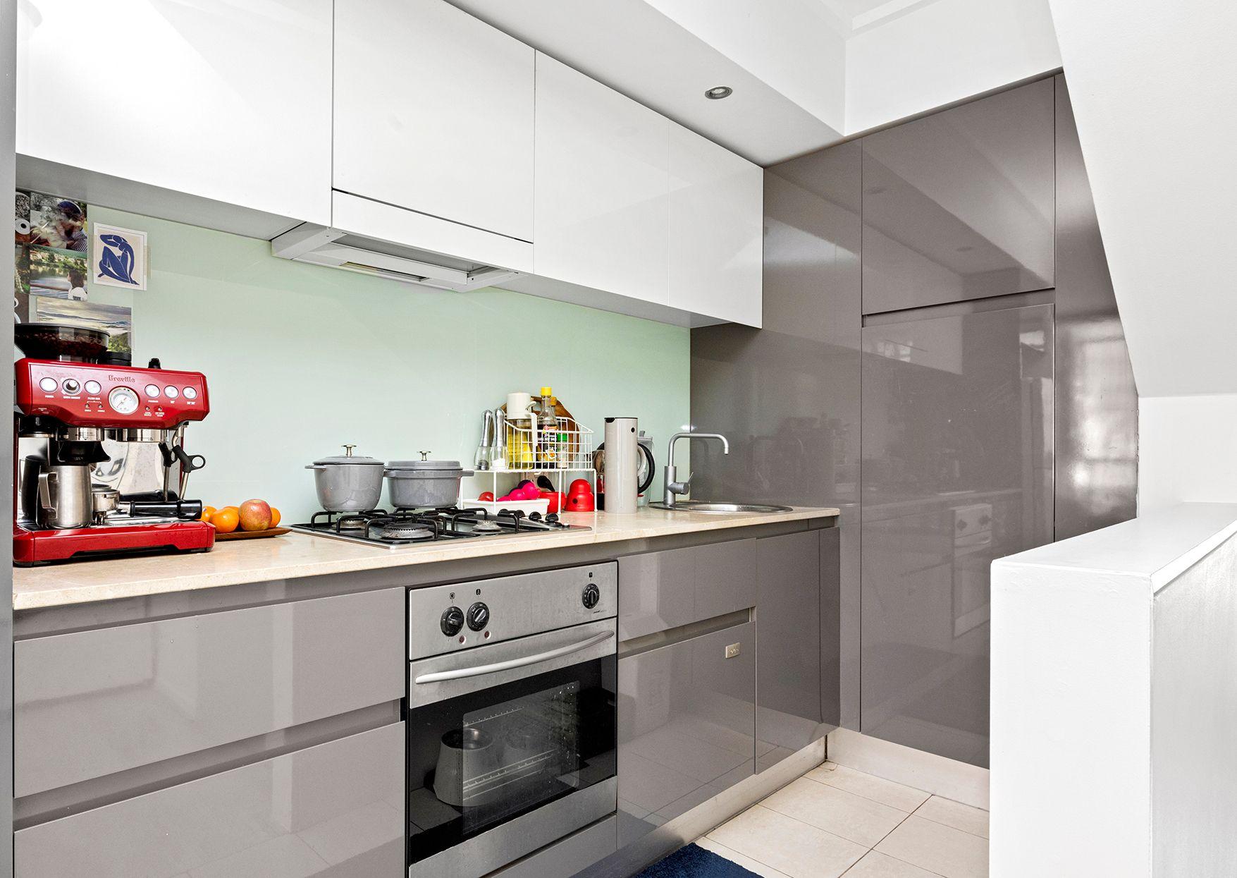 Modern split-level apartment in the heart of Alexandria