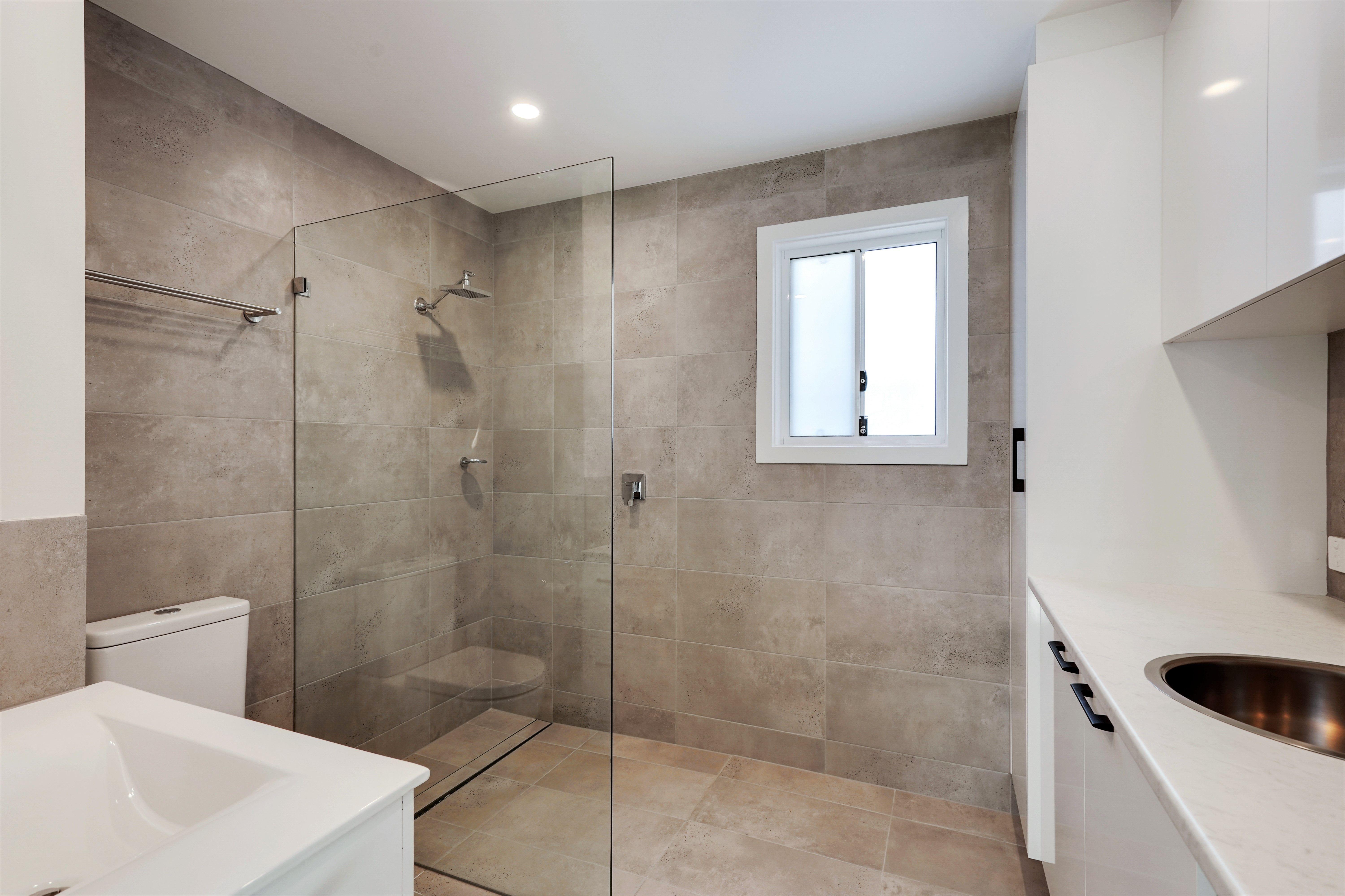 Spacious and modern garden villa